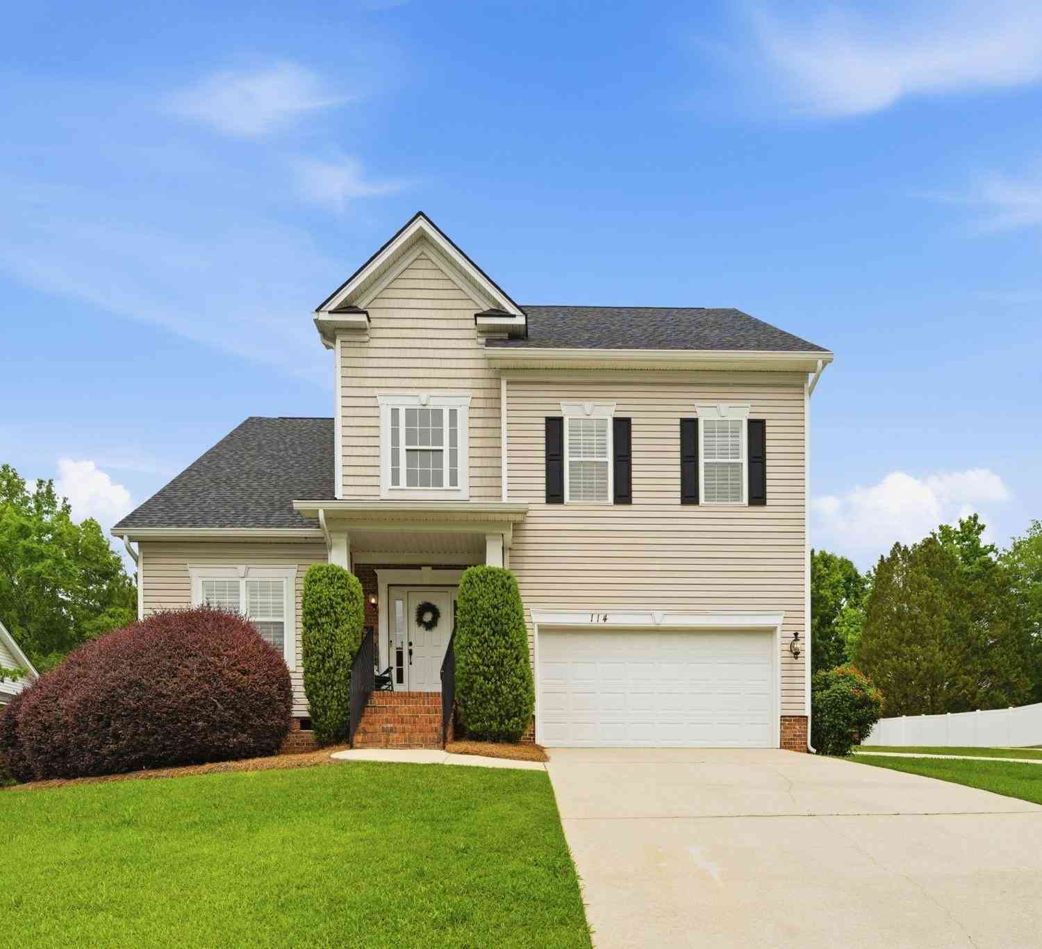 Homes For Sale - 114 Leslie Loch Lane<br/> Columbia, SC 29212