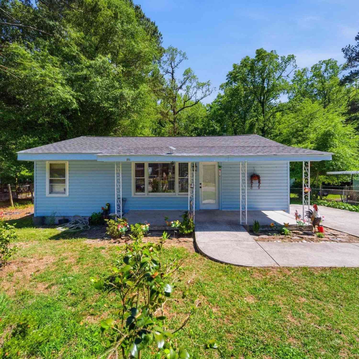 Homes For Sale - 160 Whiteside Circle<br/> West Columbia, SC 29169