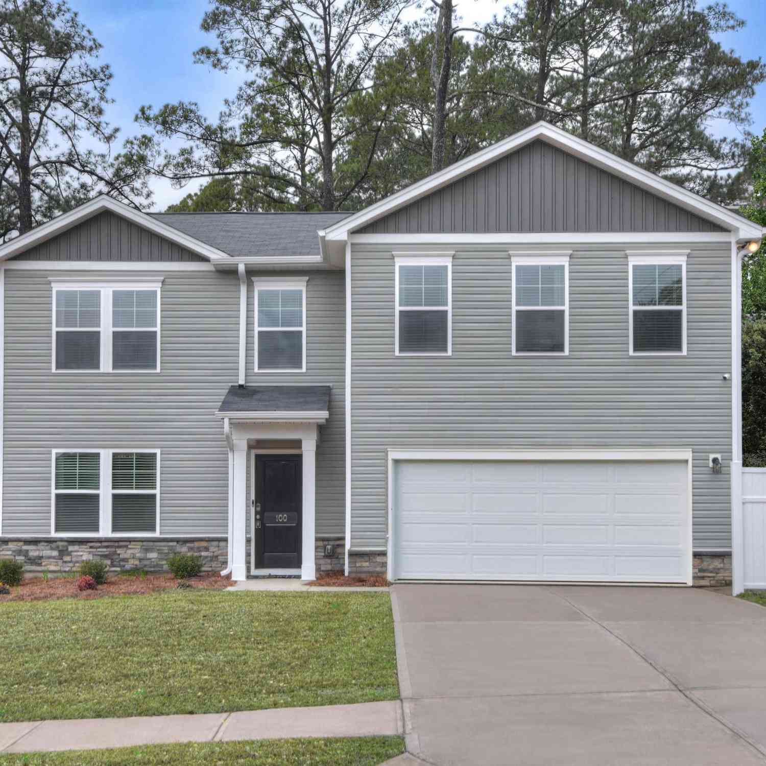 Homes For Sale - 202 Kingfield Drive<br/> Richland County, Hopkins, SC 29061