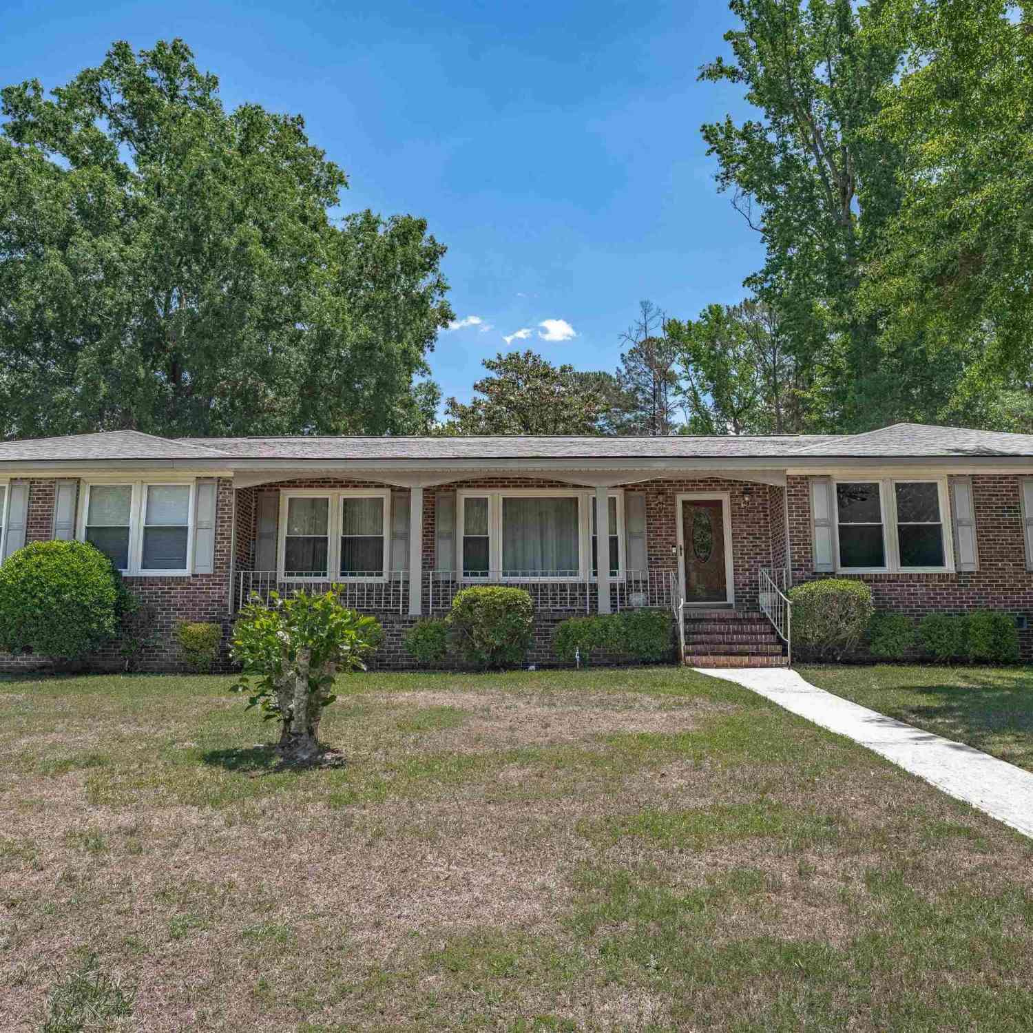 Homes For Sale - 601 Torwood Drive<br/> Columbia, SC 29203