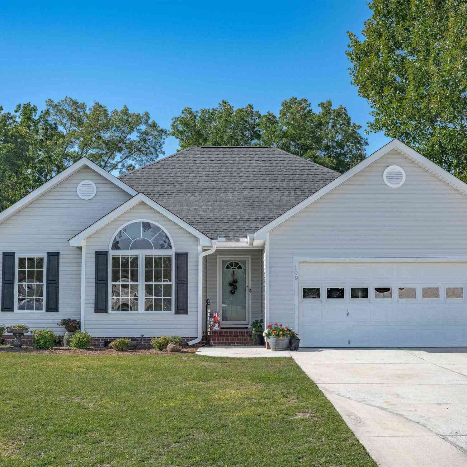 Homes For Sale - 109 Chase Drive<br/> West Columbia, SC 29172