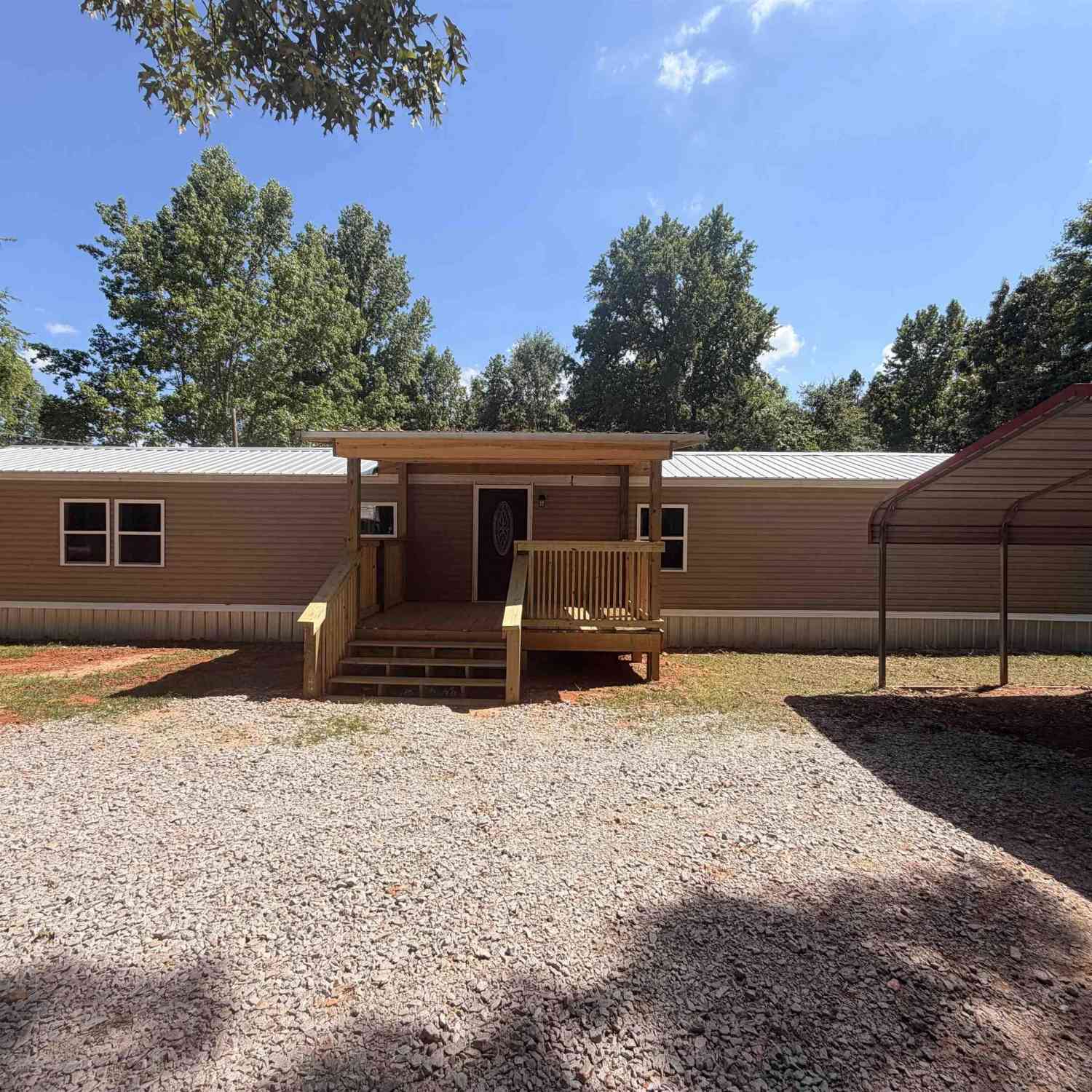 Mobile Home For Sale - 400 Disher Drive<br/> Leesville, SC 29070