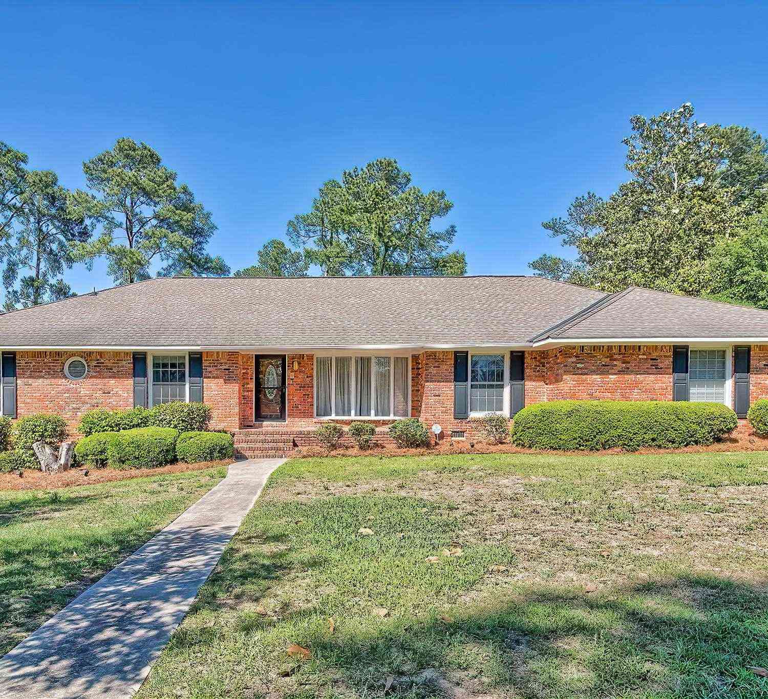 Homes For Sale - 309 E Park Shore Drive<br/> Columbia, SC 29223