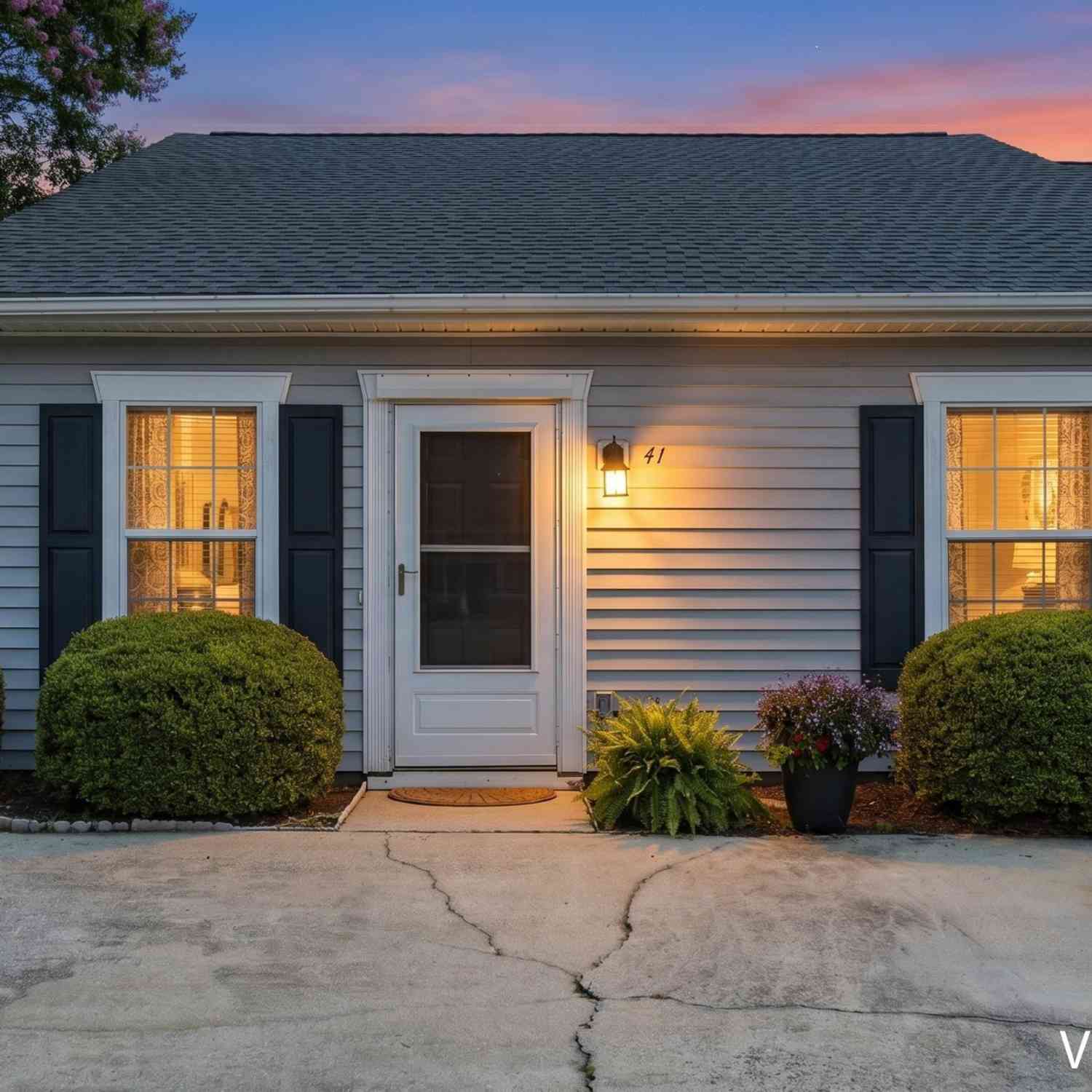 Townhouse For Sale - 41 Heritage Village Lane<br/> Columbia, SC 29212
