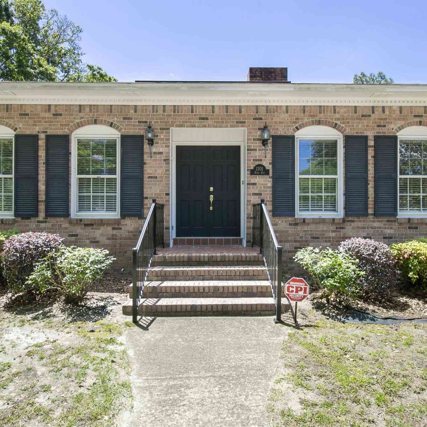 Homes For Sale - 1301 Sand Oak Drive<br/> Lugoff, SC 29078