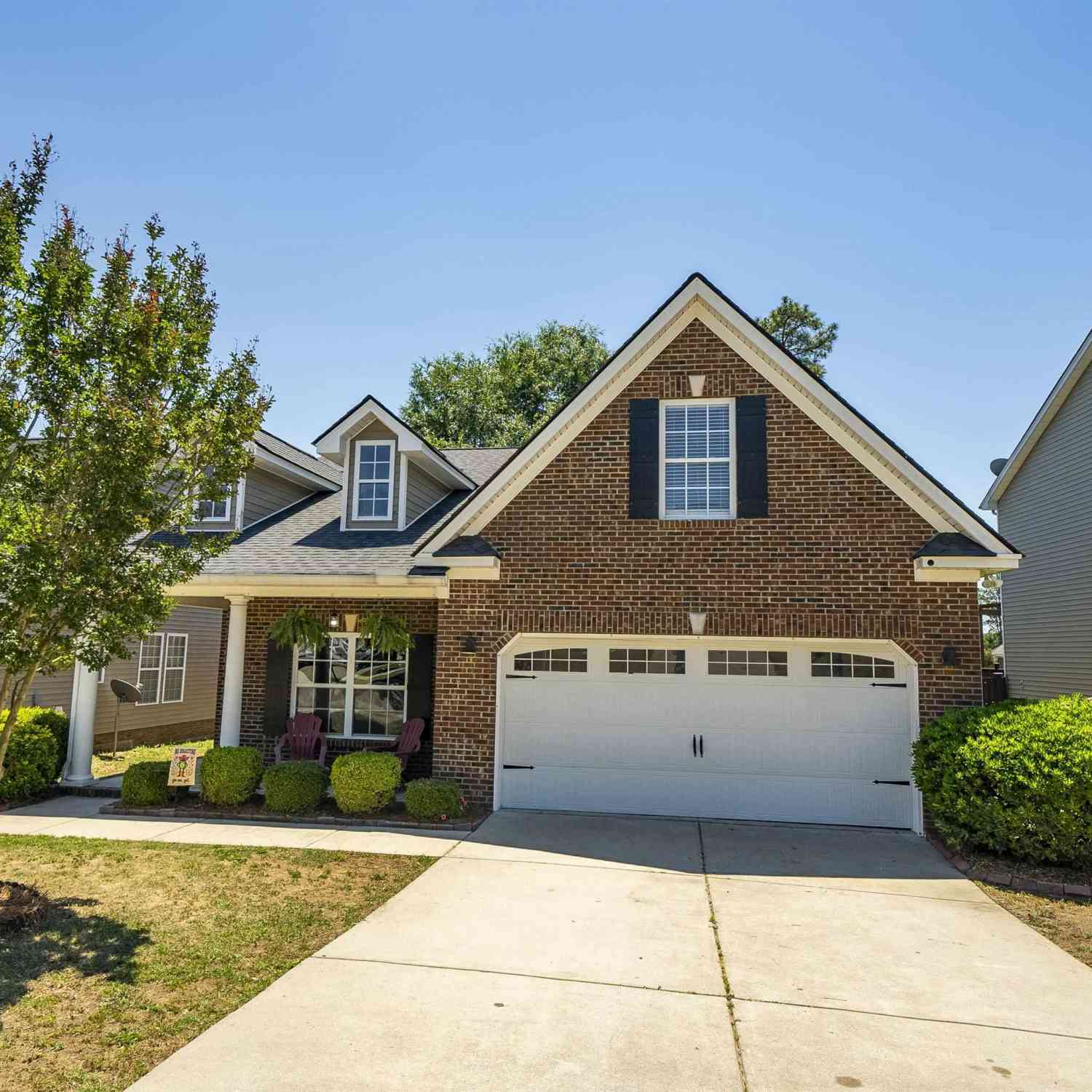 Homes For Sale - 215 Ashburton Lane<br/> West Columbia, SC 29170