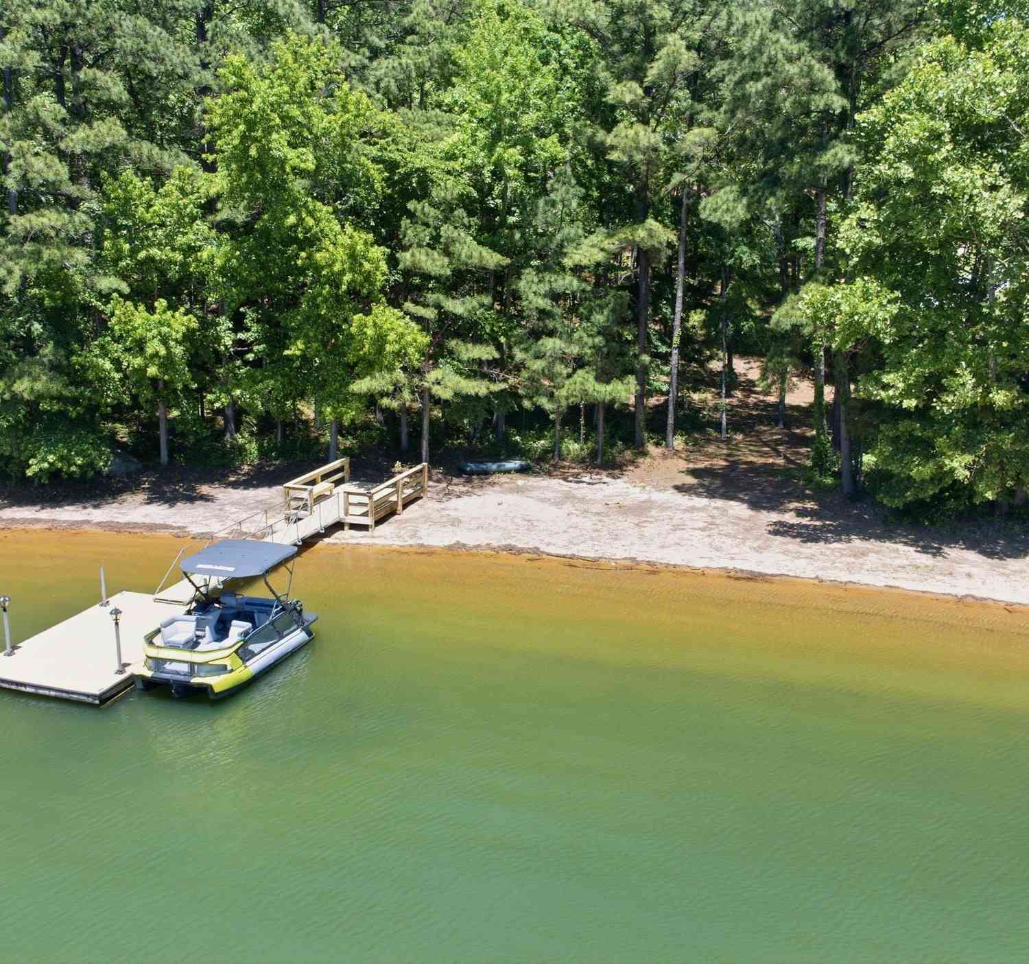 Homes For Sale - 34 Harbor Point Drive<br/> Fairfield County, Jenkinsville, SC 29065