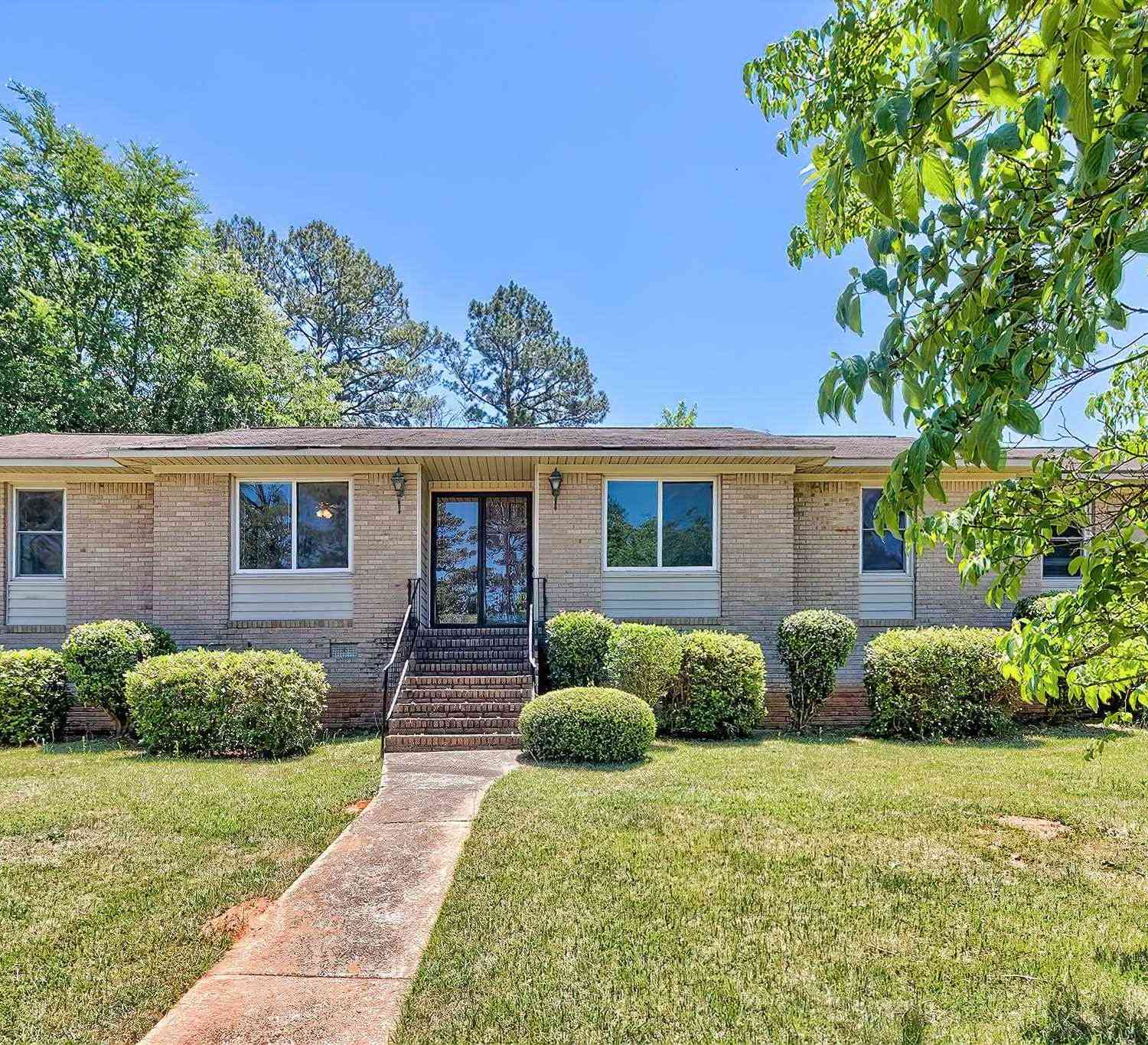 Homes For Sale - 1700 N Woodstream Road<br/> Columbia, SC 29212