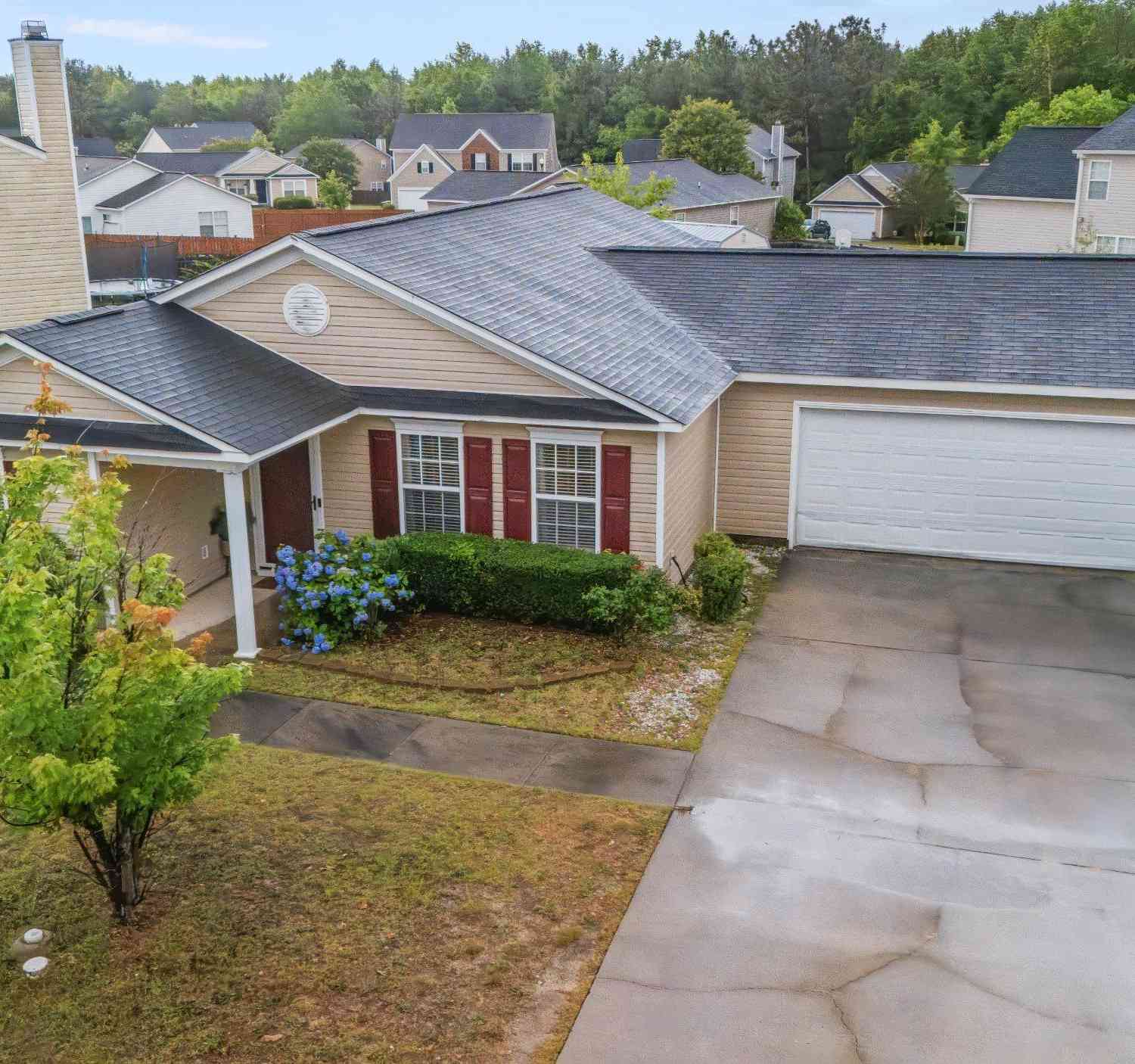Homes For Sale - 581 Robins Egg Drive<br/> Columbia, SC 29229