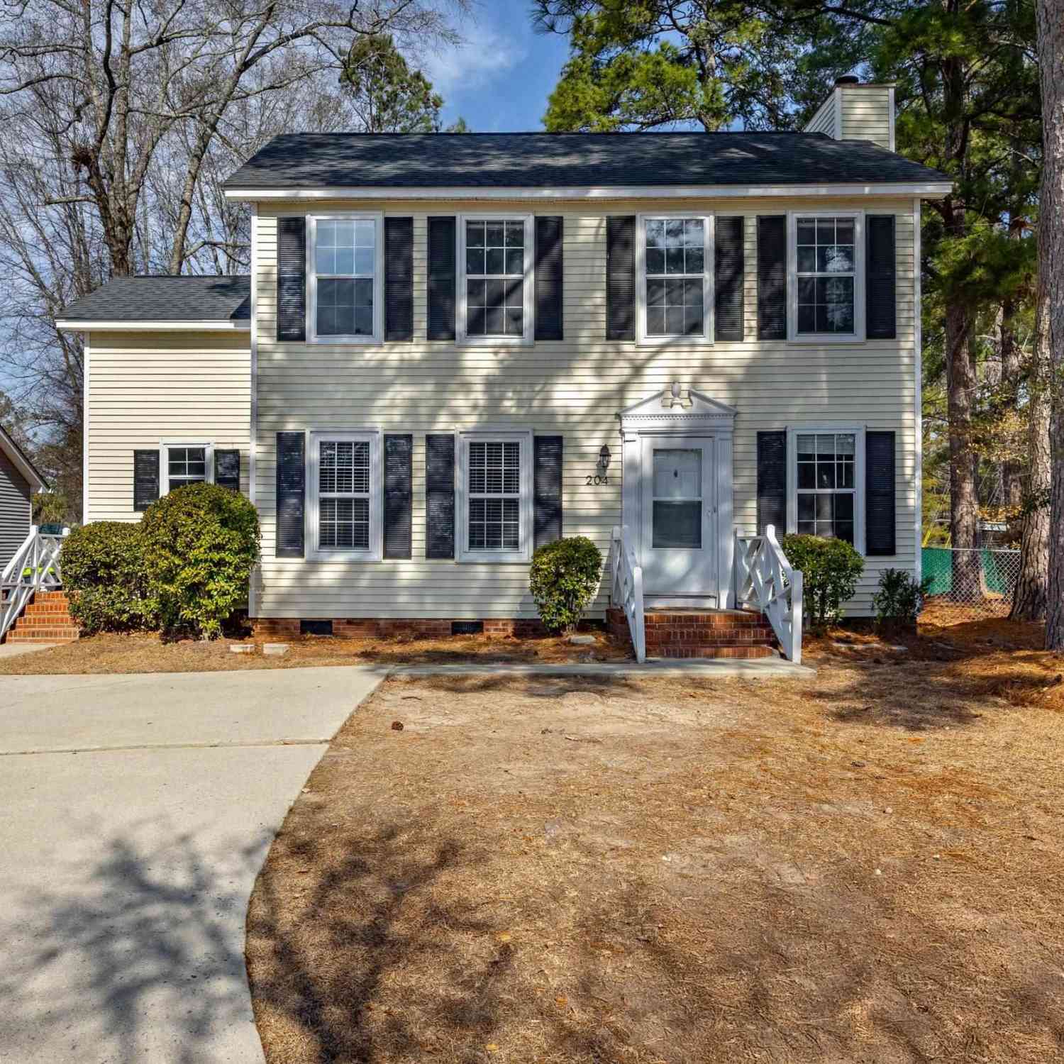 Homes For Sale - 204 Sparrow Point Court<br/> Lexington, SC 29073