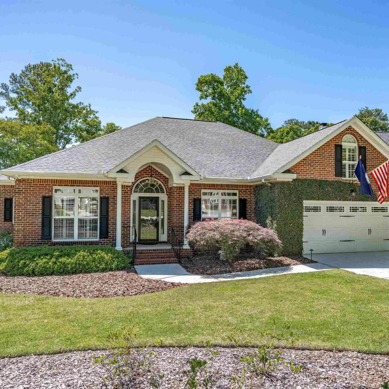 Homes For Sale - 115 Natalie Lane<br/> Lexington, SC 29072