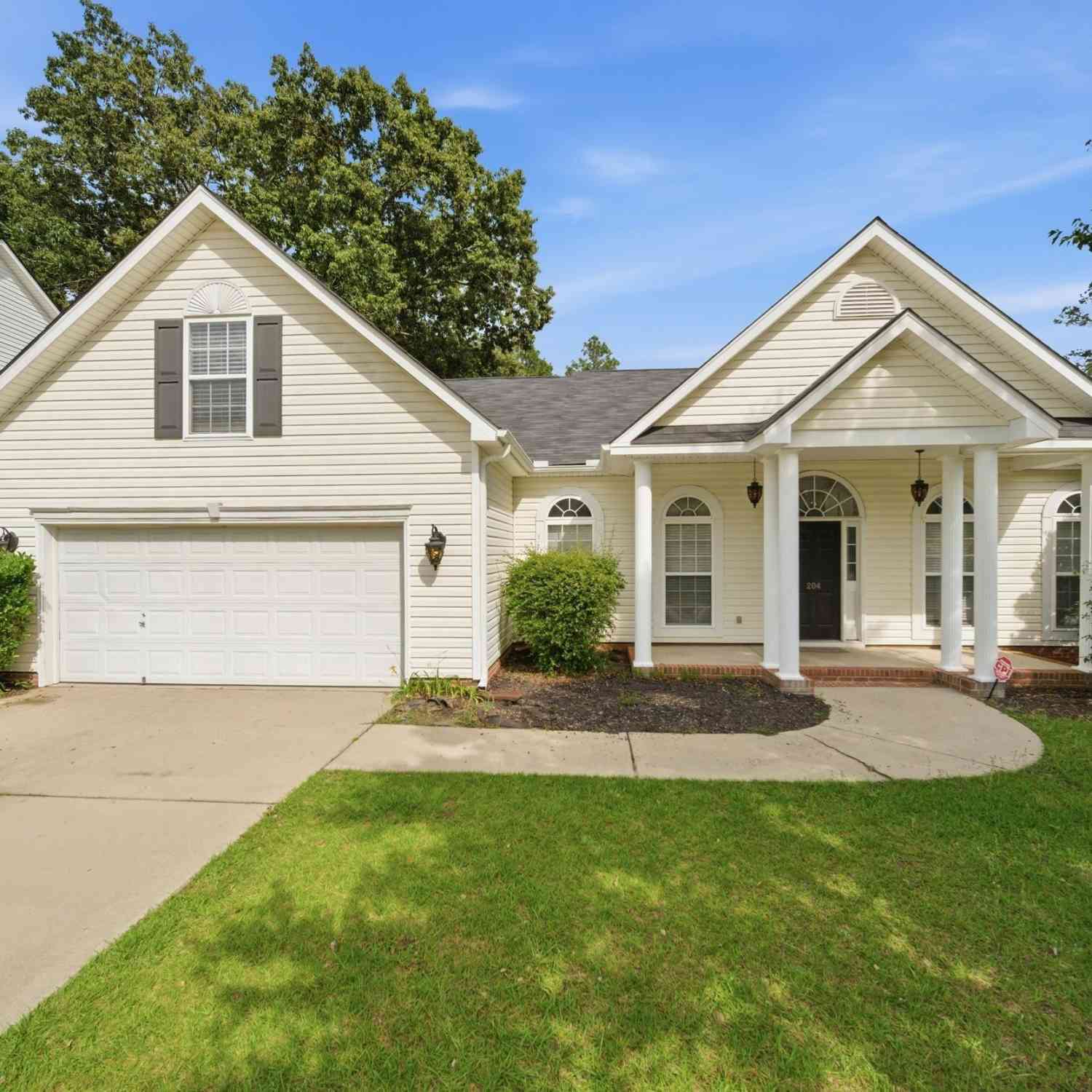 Homes For Sale - 204 Baneberry Loop<br/> Lexington, SC 29073