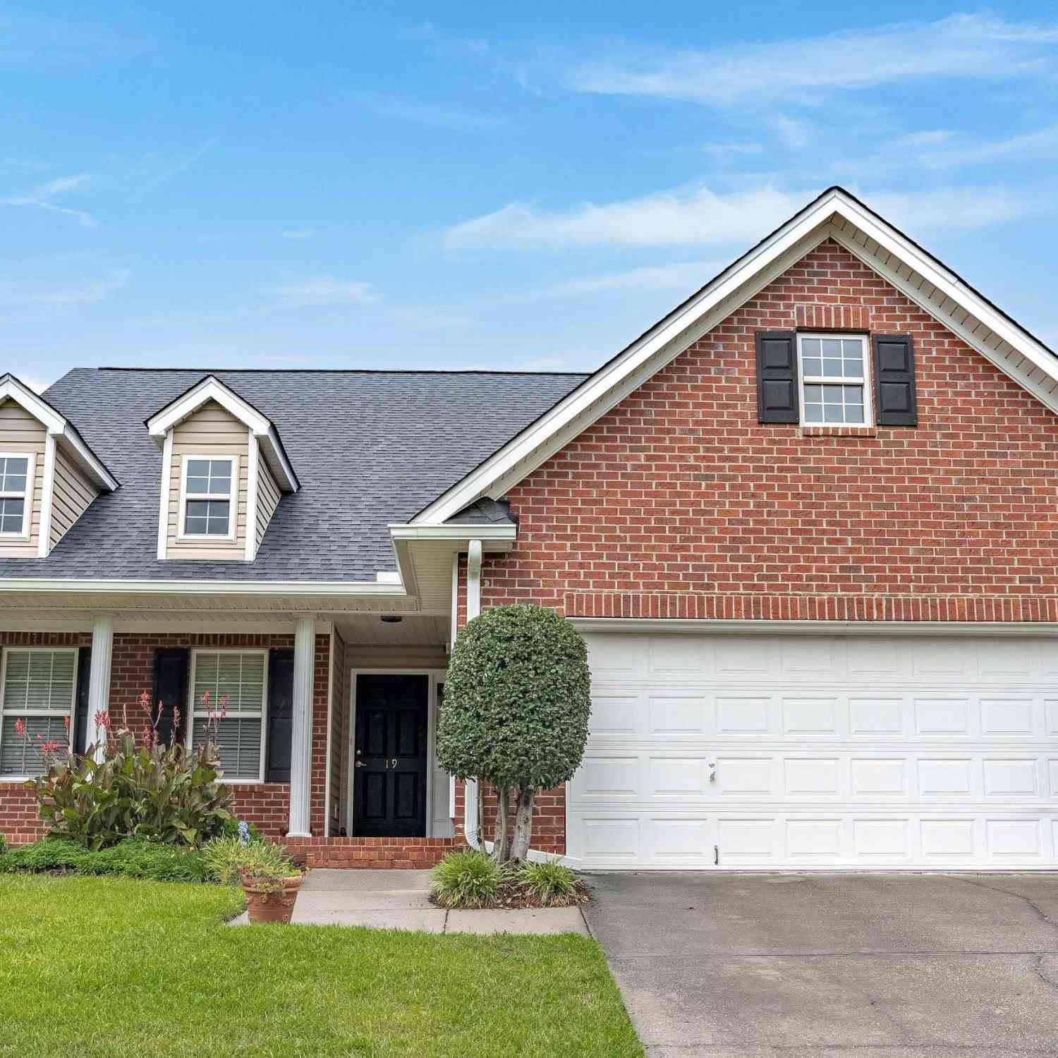 Homes For Sale - 19 Godbold Court<br/> Columbia, SC 29204