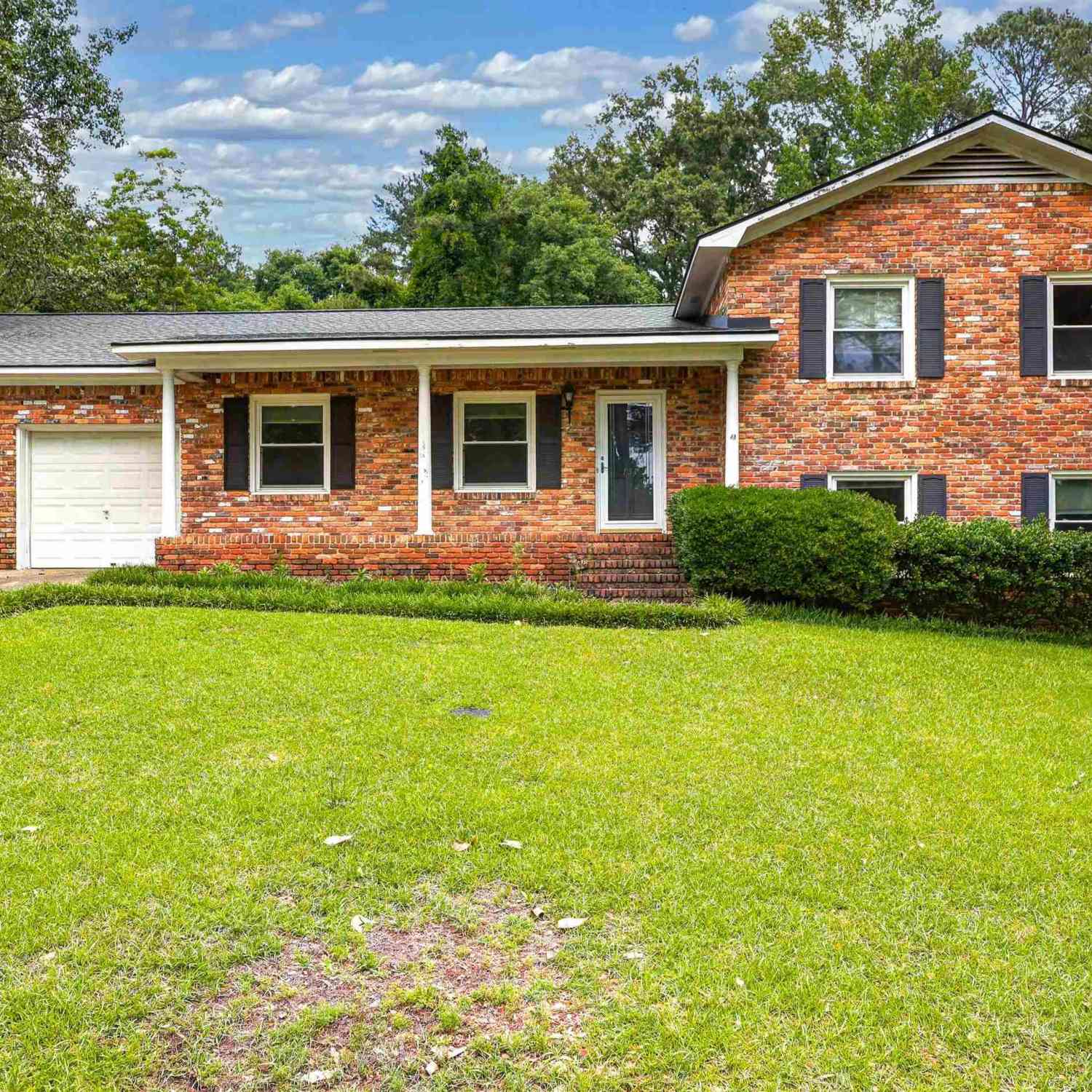 Homes For Sale - 137 Canterfield Road<br/> Columbia, SC 29212