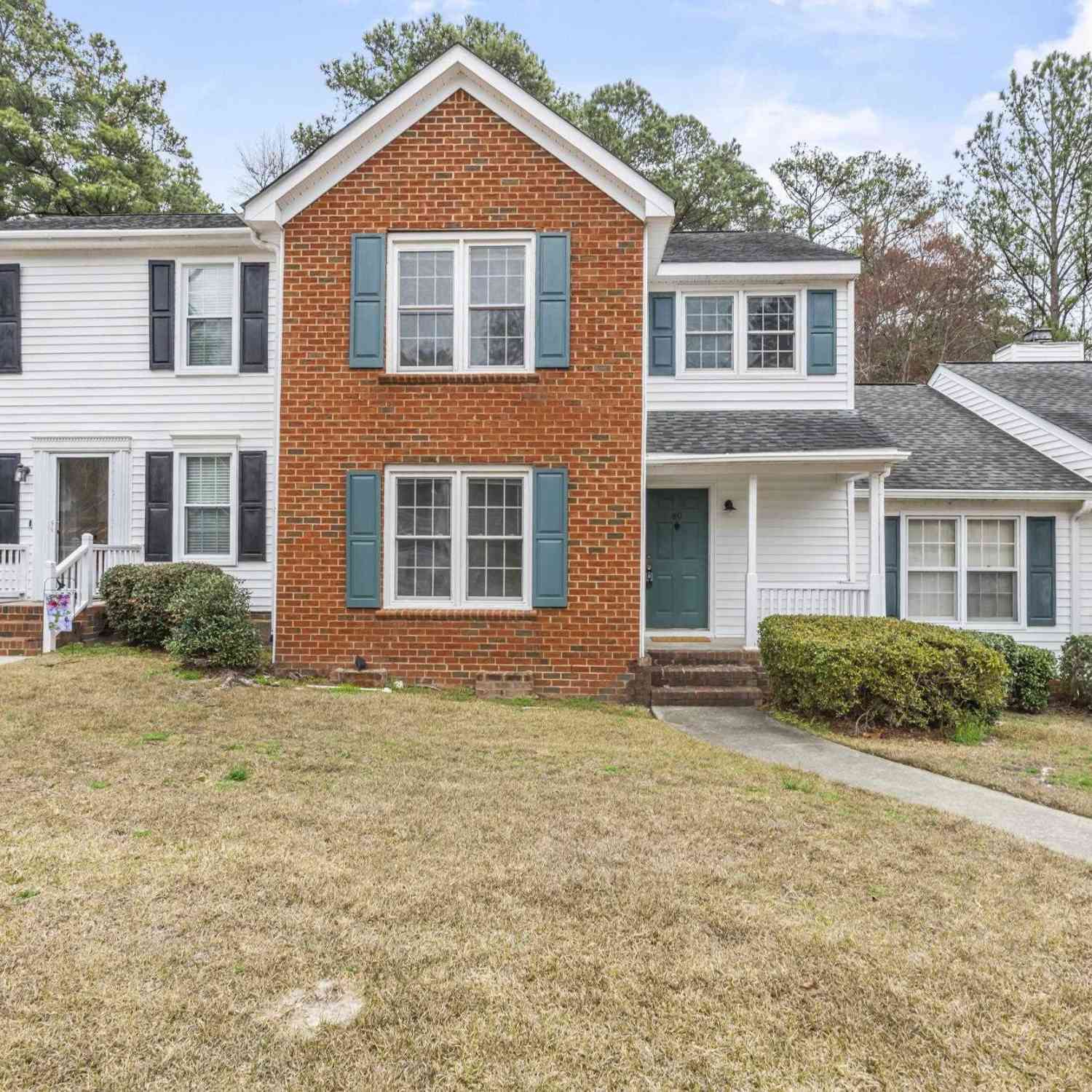 Townhouse For Sale - 80 N Lake Pointe Drive<br/> Columbia, SC 29229