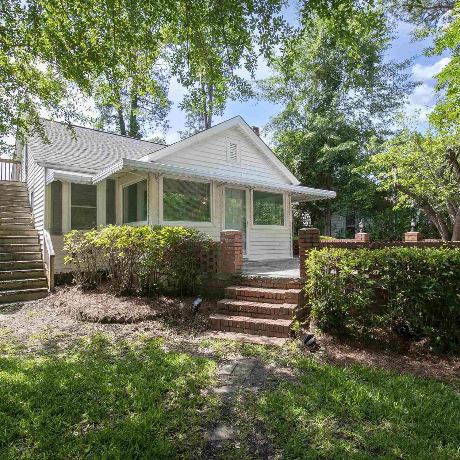 Homes For Sale - 702 Buckingham Road<br/> Columbia, SC 29205