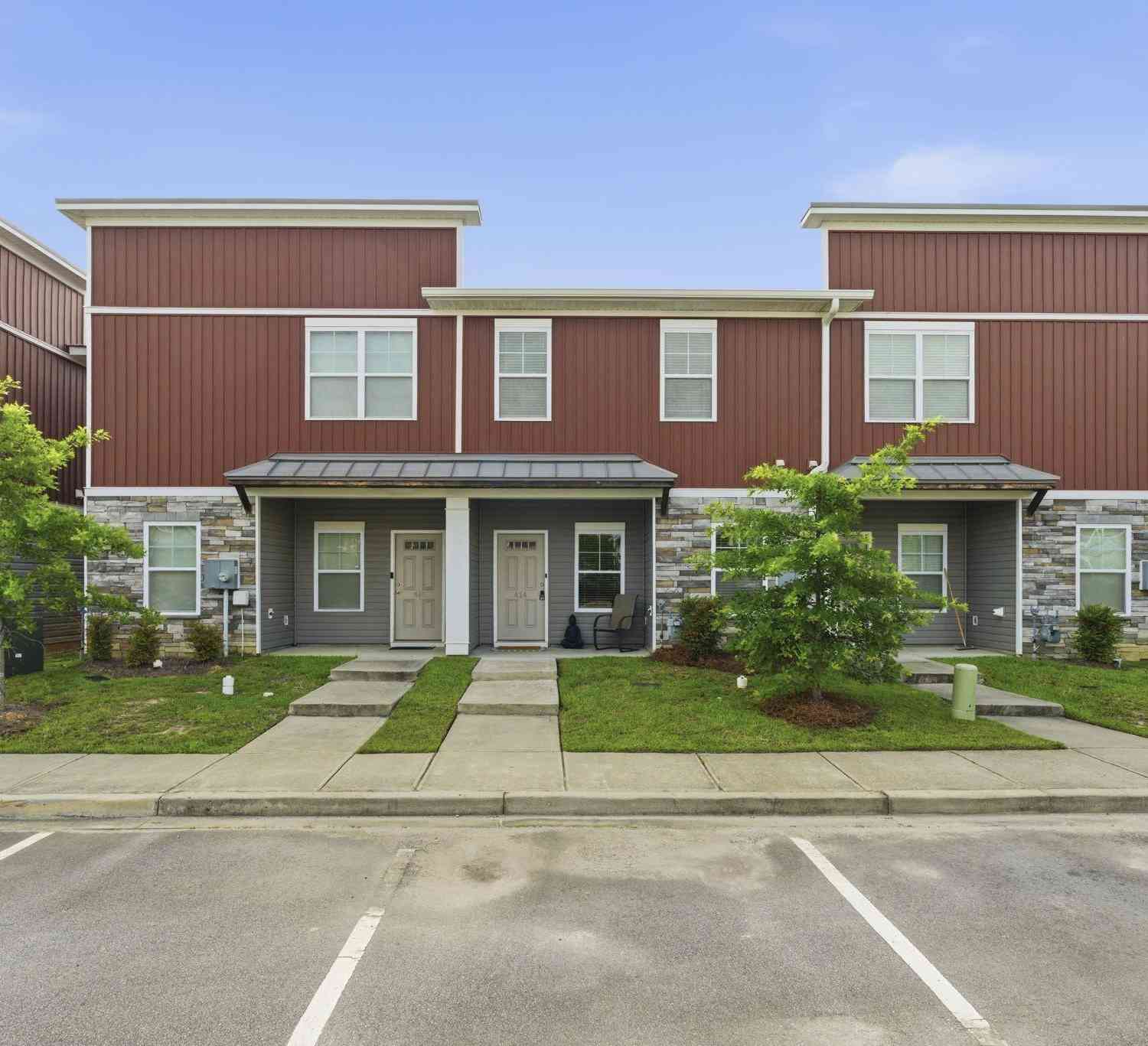 Townhouse For Sale - 414 Angel Grove Lane<br/> Columbia, SC 29210