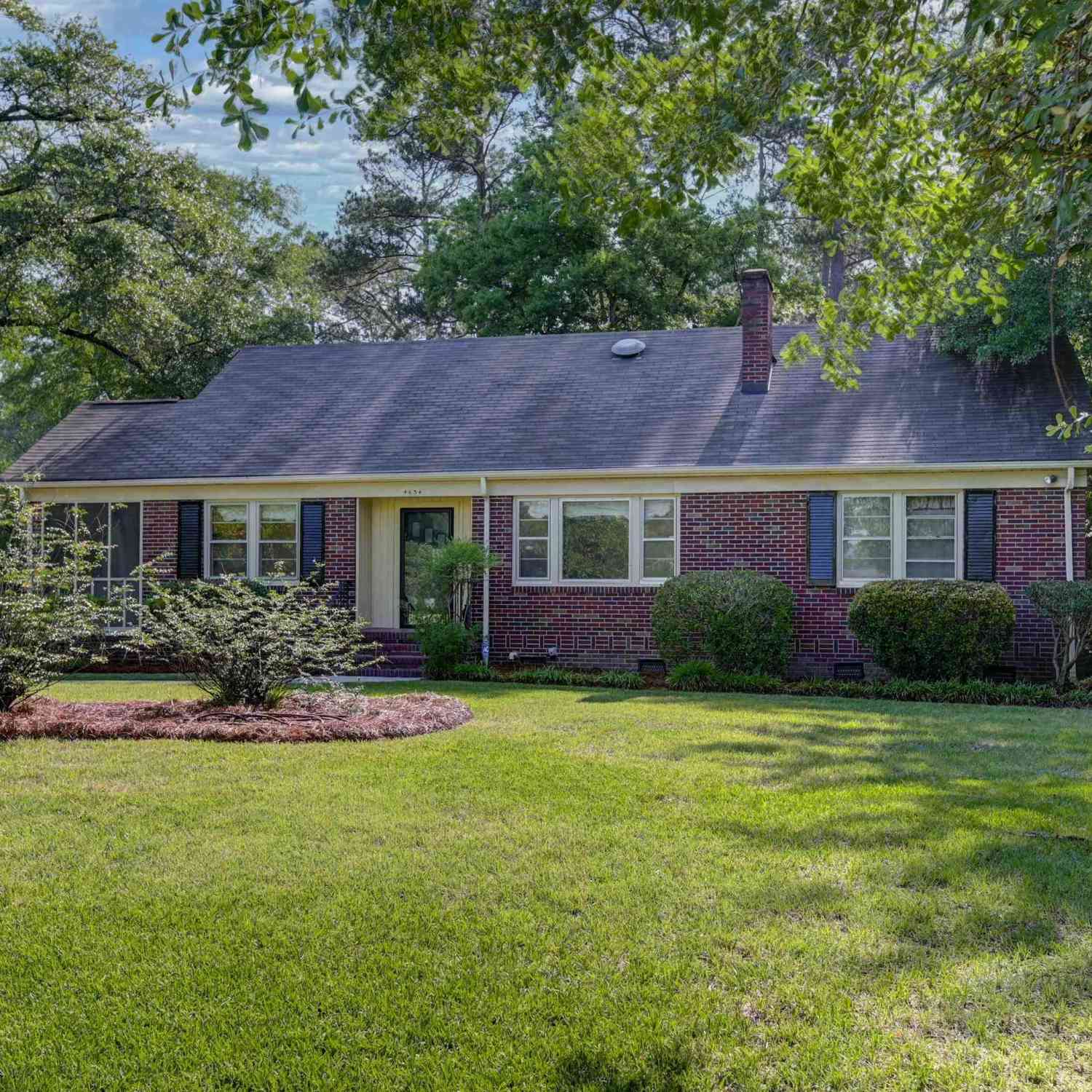 Homes For Sale - 4634 Clemson Avenue<br/> Columbia, SC 29206