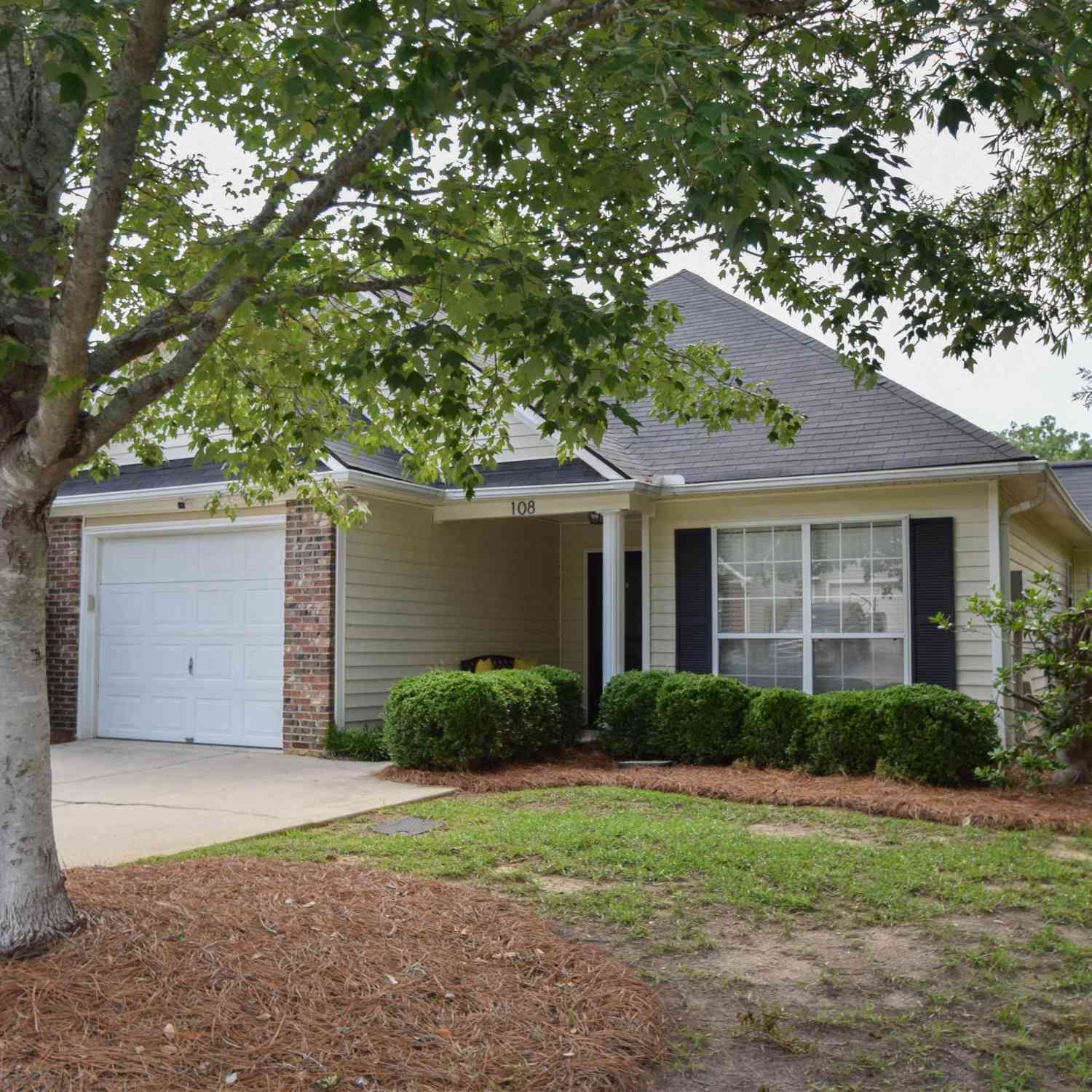 Townhouse For Sale - 108 Redington Way<br/> Irmo, SC 29063