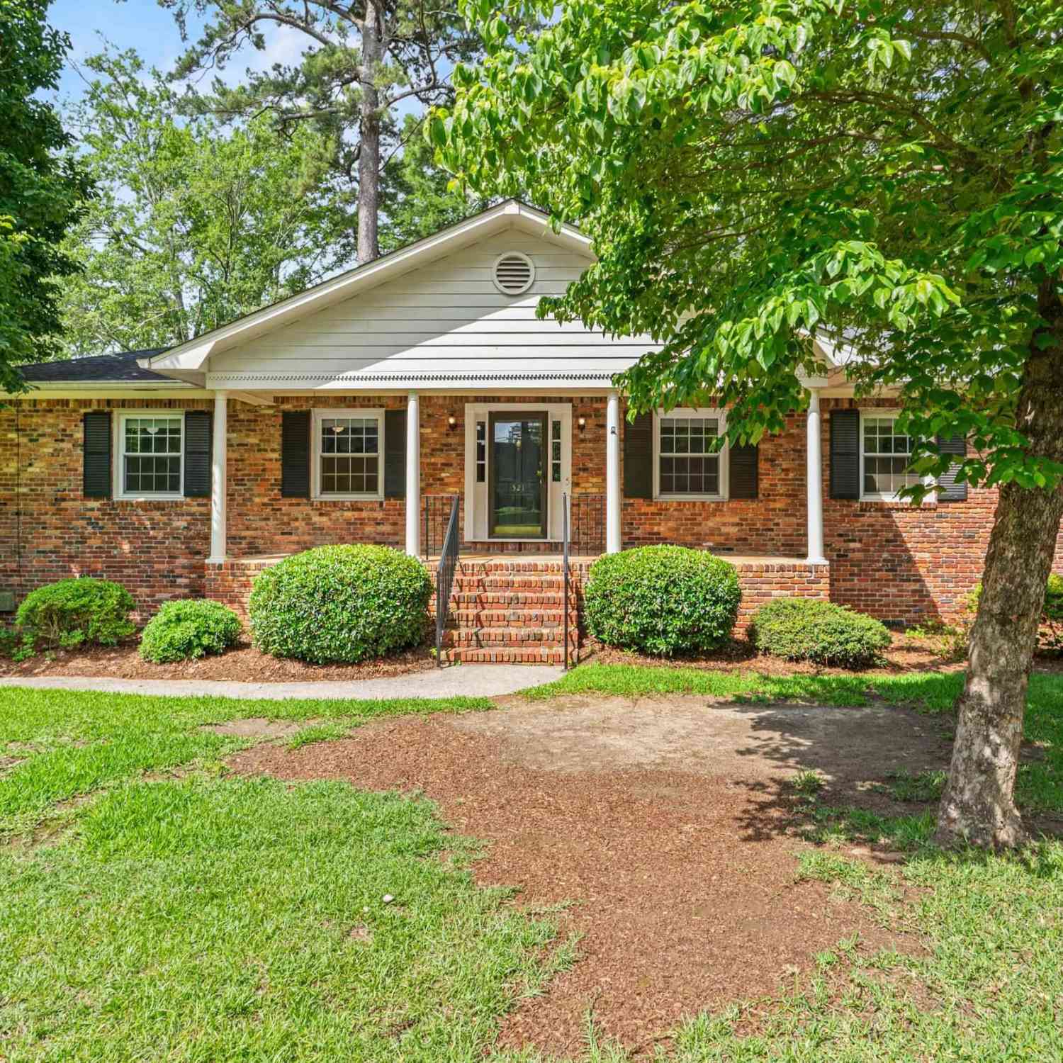 Homes For Sale - 521 Nottingham Road<br/> Columbia, SC 29210