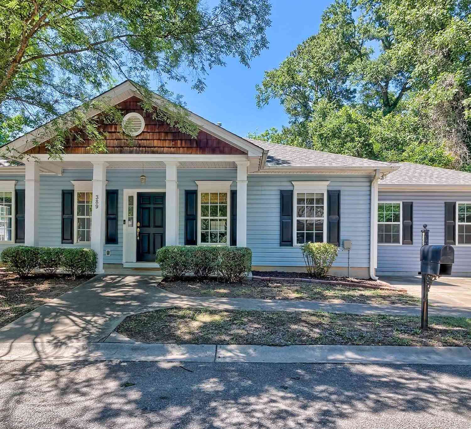 Homes For Sale - 389 Northwood Street<br/> Columbia, SC 29201