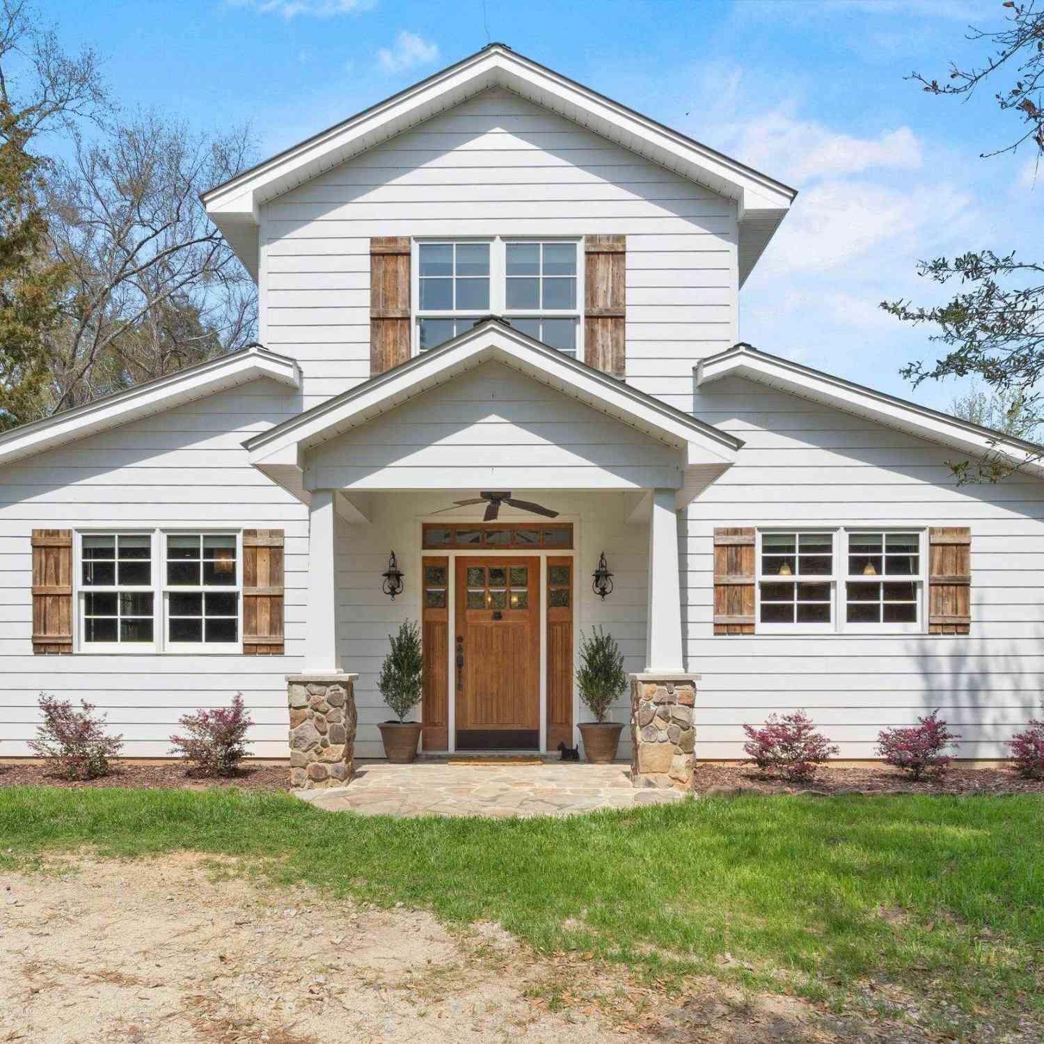 Homes For Sale - 1778 White Road<br/> Kershaw County, Camden, SC 29020