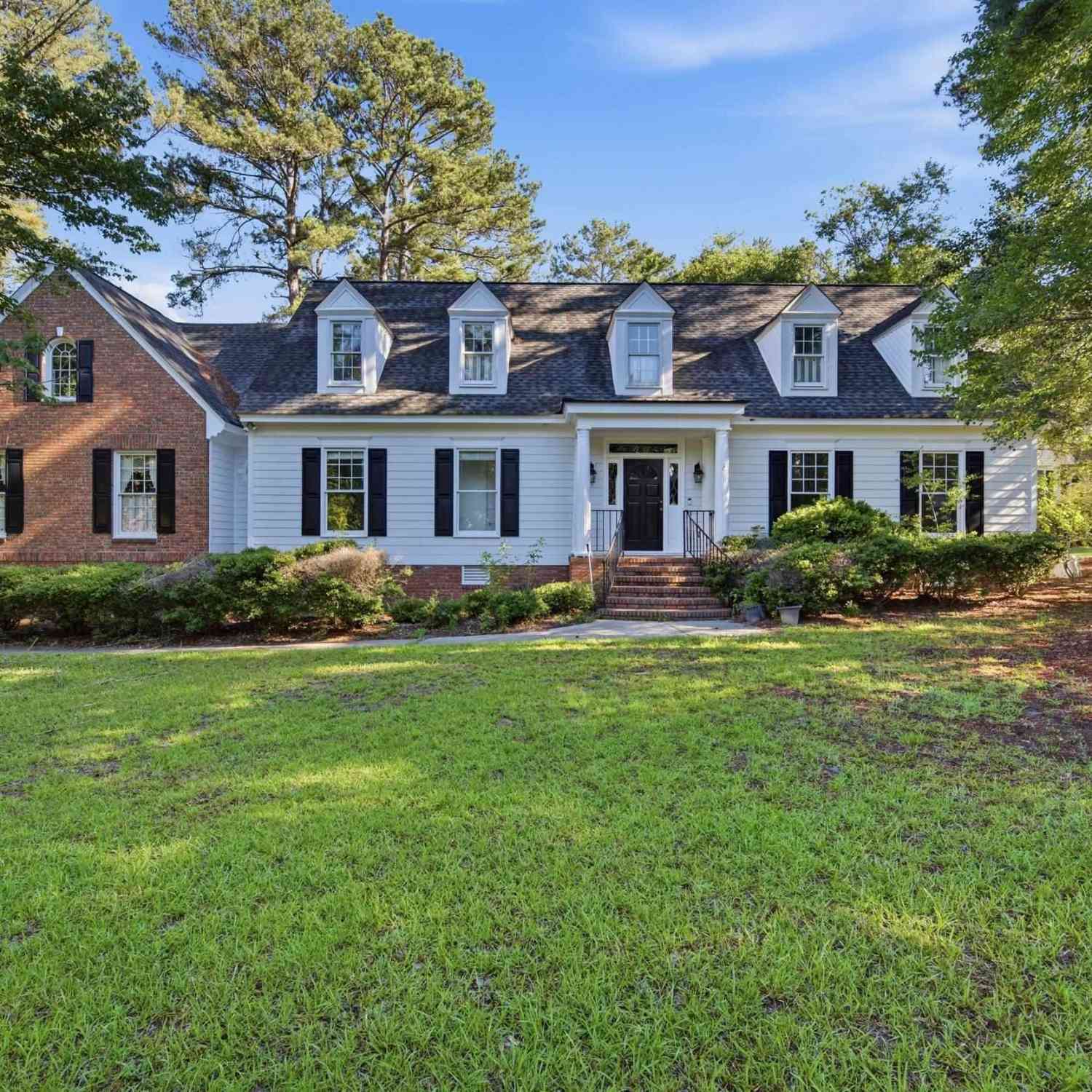 Homes For Sale - 454 Running Fox Drive<br/> Columbia, SC 29223