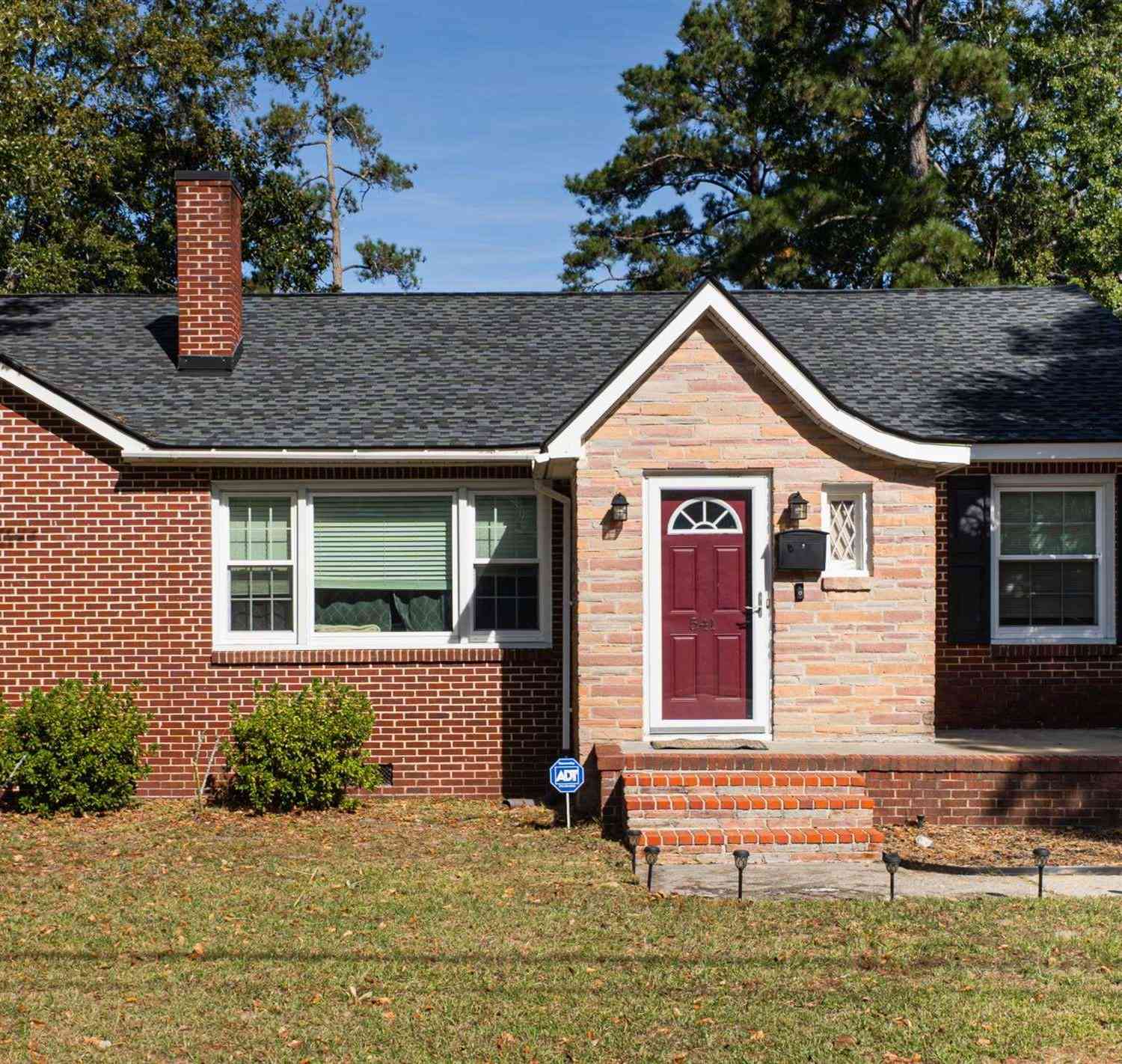 Homes For Sale - 541 W Calhoun Street<br/> Sumter, SC 29150