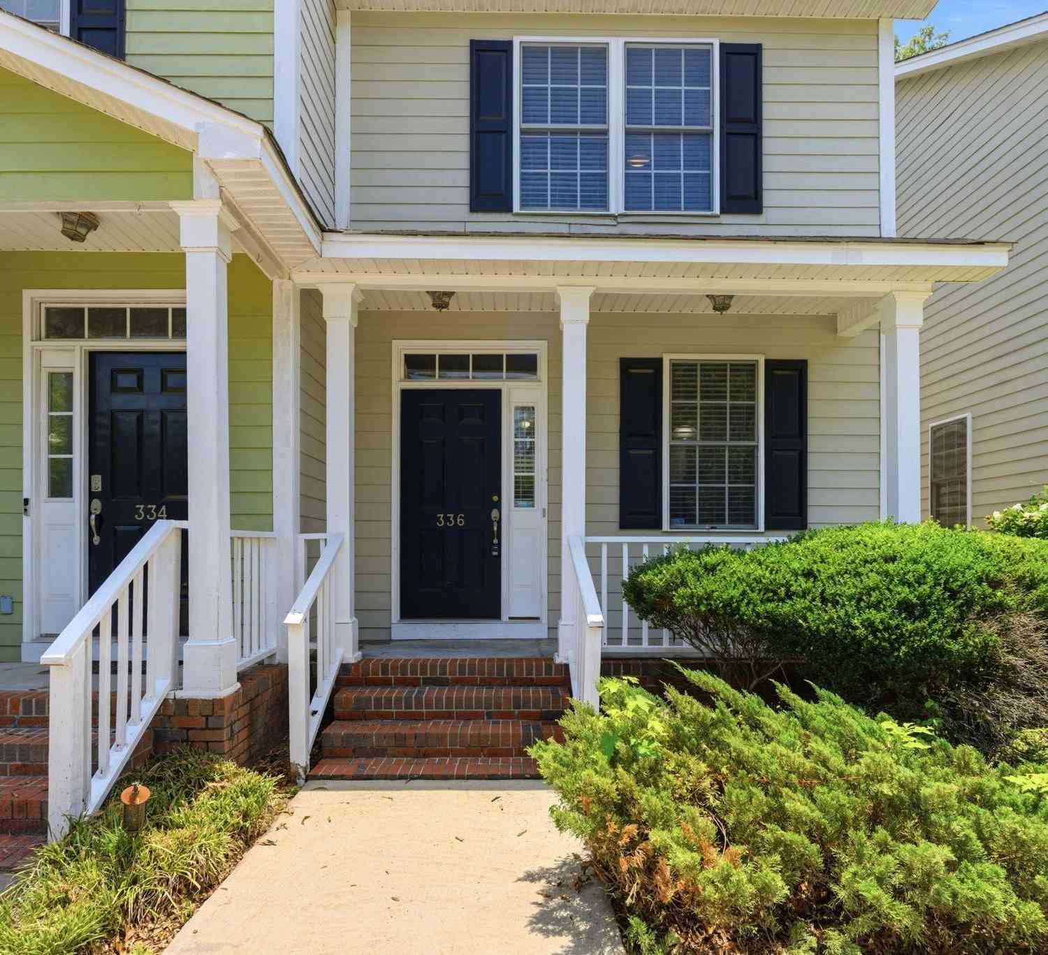 Townhouse For Sale - 336 Byron Road<br/> Columbia, SC 29209