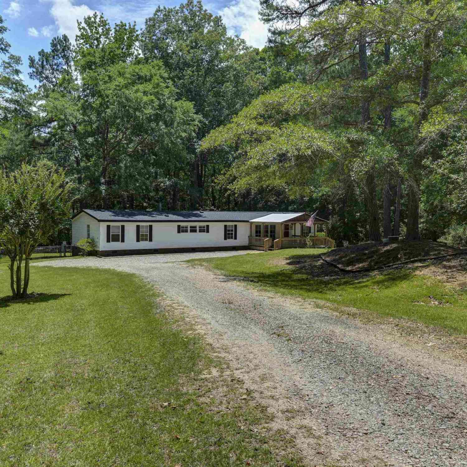 Homes For Sale - 317 Horse Cove Road<br/> Gilbert, SC 29054