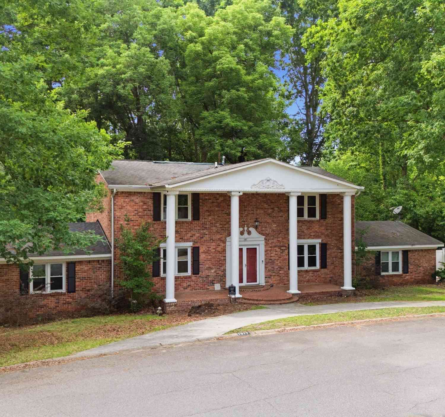Homes For Sale - 1517 N Woodstream Road<br/> Columbia, SC 29212
