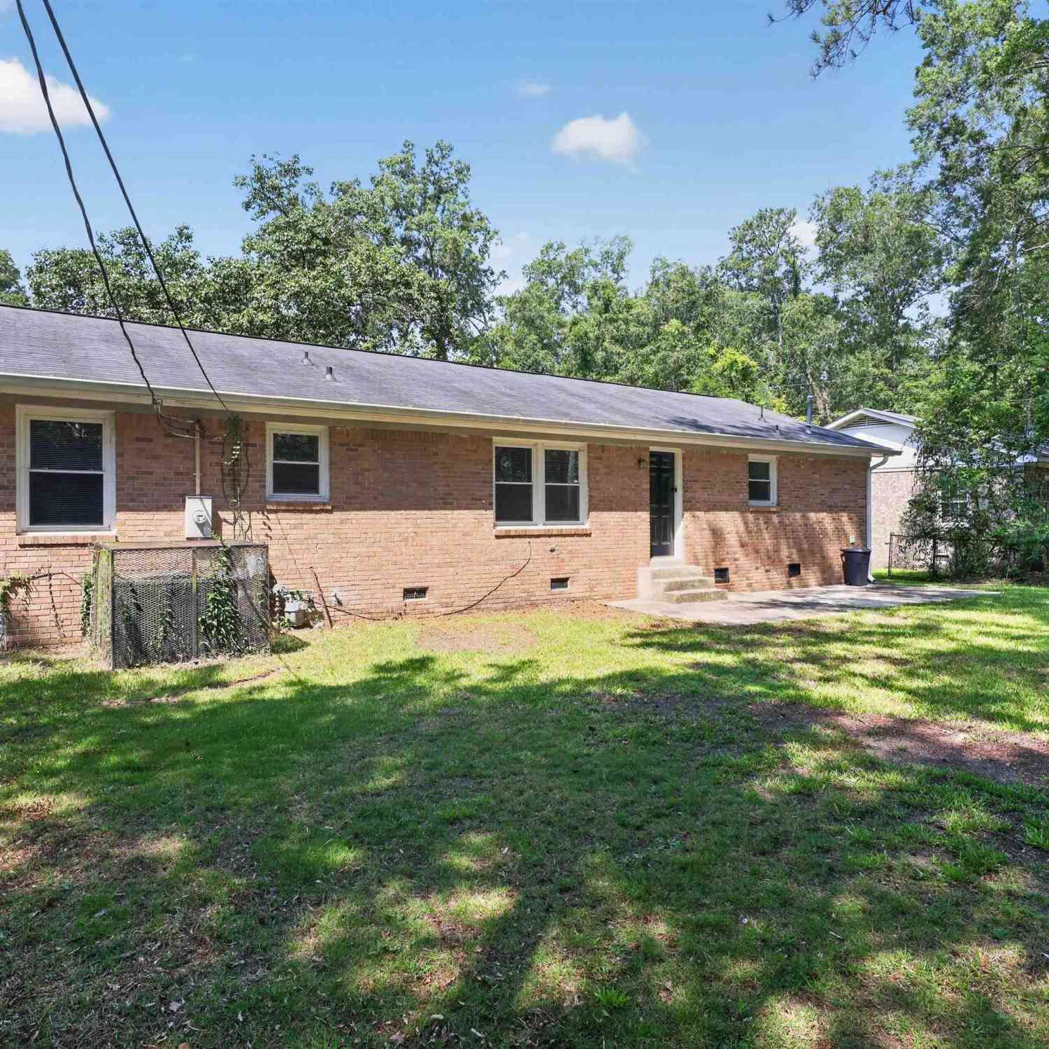 Homes For Sale - 3725 Harrogate Road<br/> Columbia, SC 29210