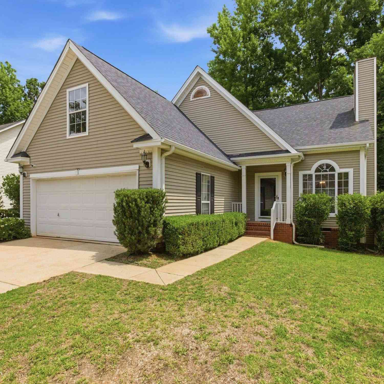 Homes For Sale - 137 Highland Creek Lane<br/> West Columbia, SC 29212