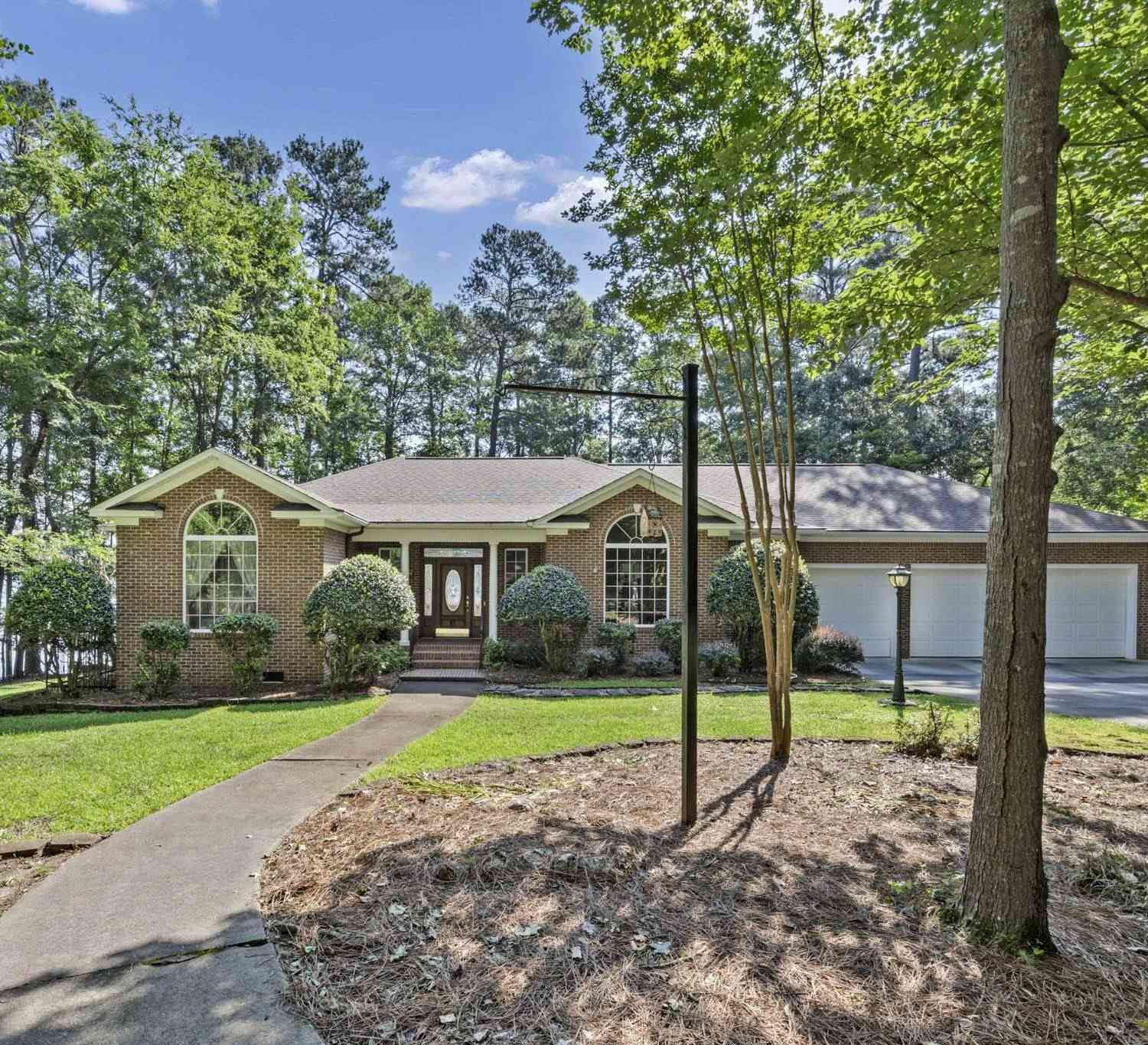 Homes For Sale - 1143 Murray Point Road<br/> Batesburg, SC 29006