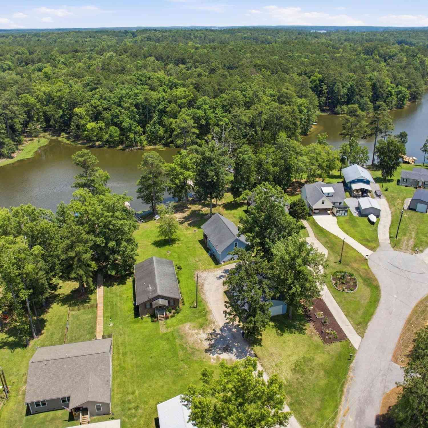 Homes For Sale - 347 Bedford Way<br/> Prosperity, SC 29127