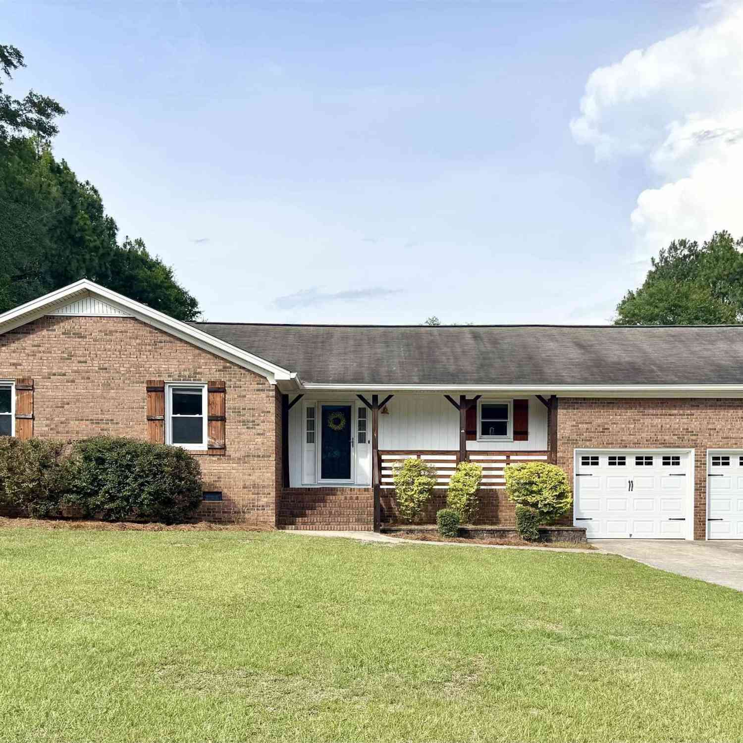 Homes For Sale - 153 Foxhill Place<br/> Lexington, SC 29073