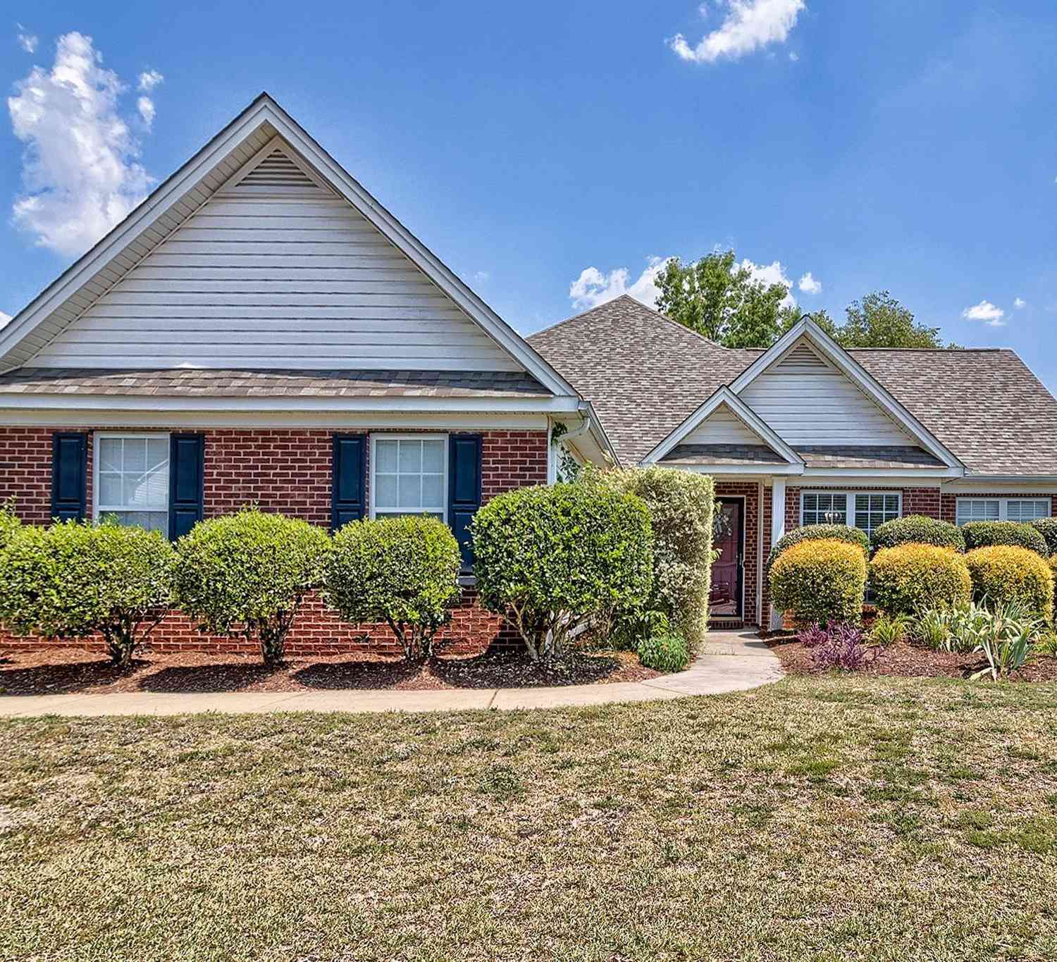 Homes For Sale - 130 Maple Leaf Way<br/> Lexington, SC 29073