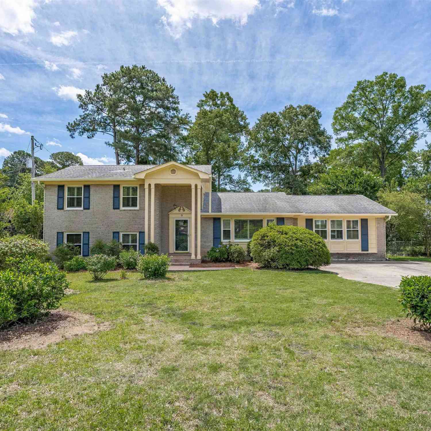 Homes For Sale - 29 Beacon Hill Road<br/> Columbia, SC 29210