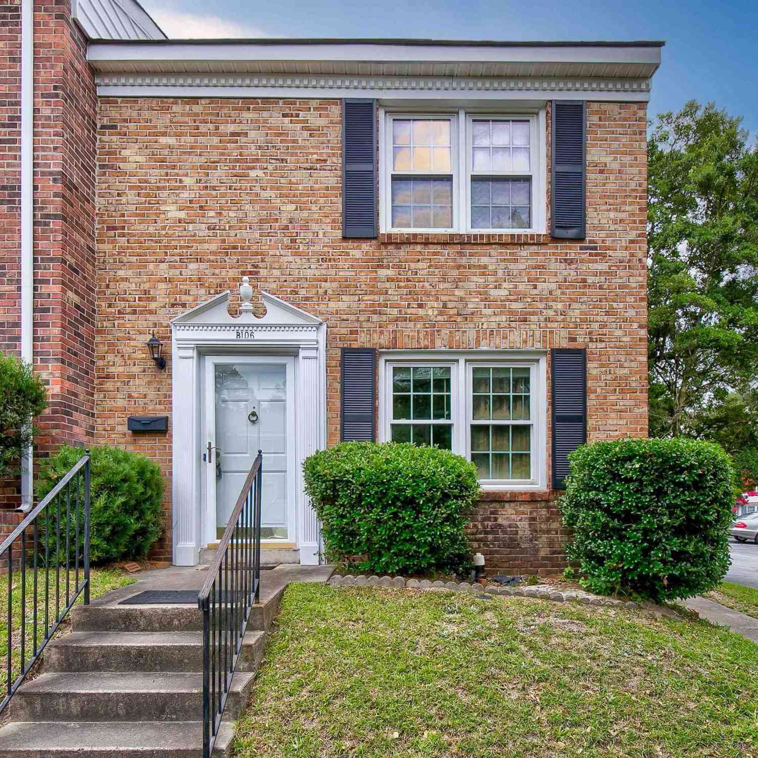 Condo For Sale - 7602 Hunt Club Road #B106<br/> Columbia, SC 29223