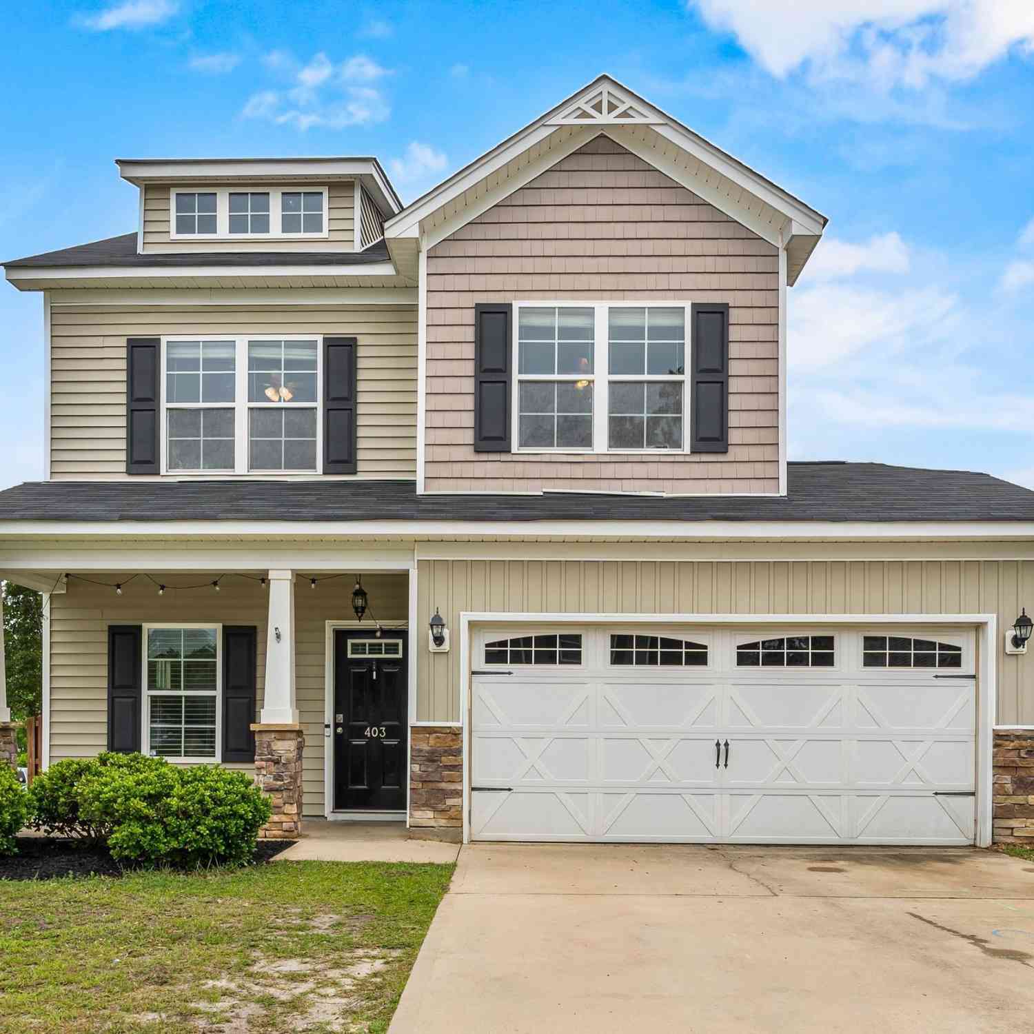 Homes For Sale - 403 Whispering Oak Circle<br/> Chapin, SC 29073
