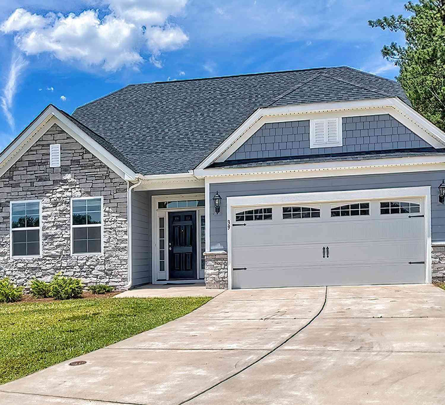 Homes For Sale - 39 Silver Bluff Way<br/> Blythewood, SC 29016