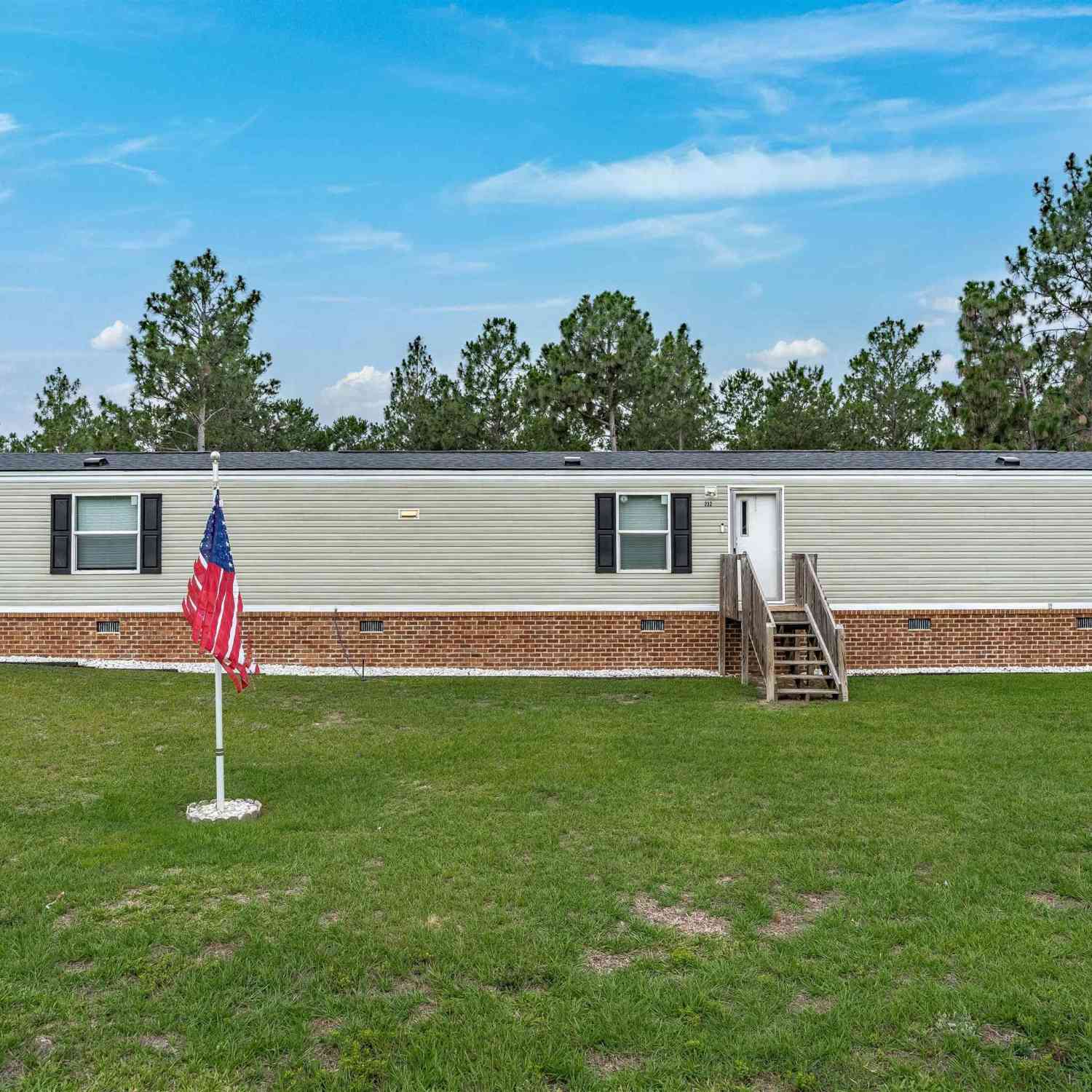 Mobile Home For Sale - 232 Glencrest Drive<br/> Gaston, SC 29053