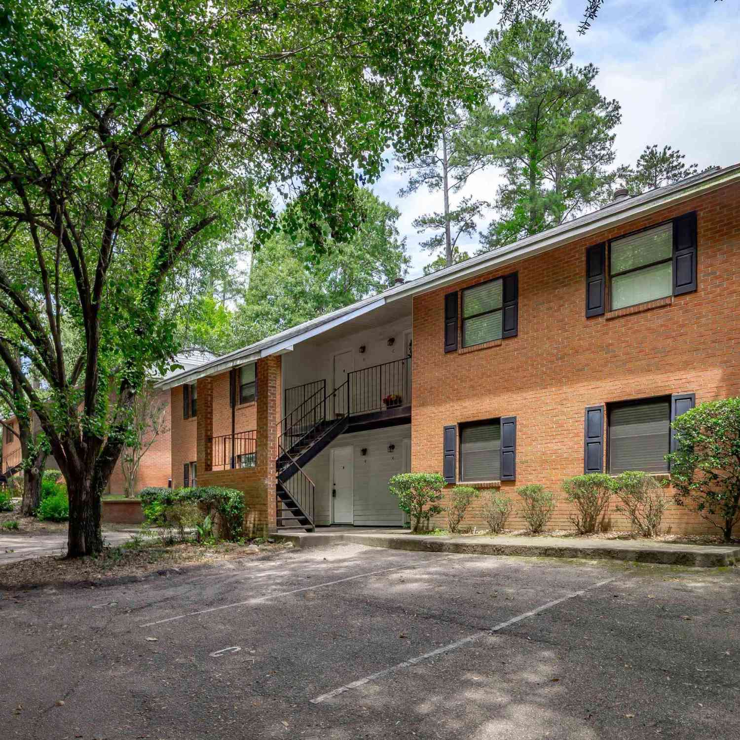 Condo For Sale - 3921 Overbrook Drive #B<br/> Columbia, SC 29205
