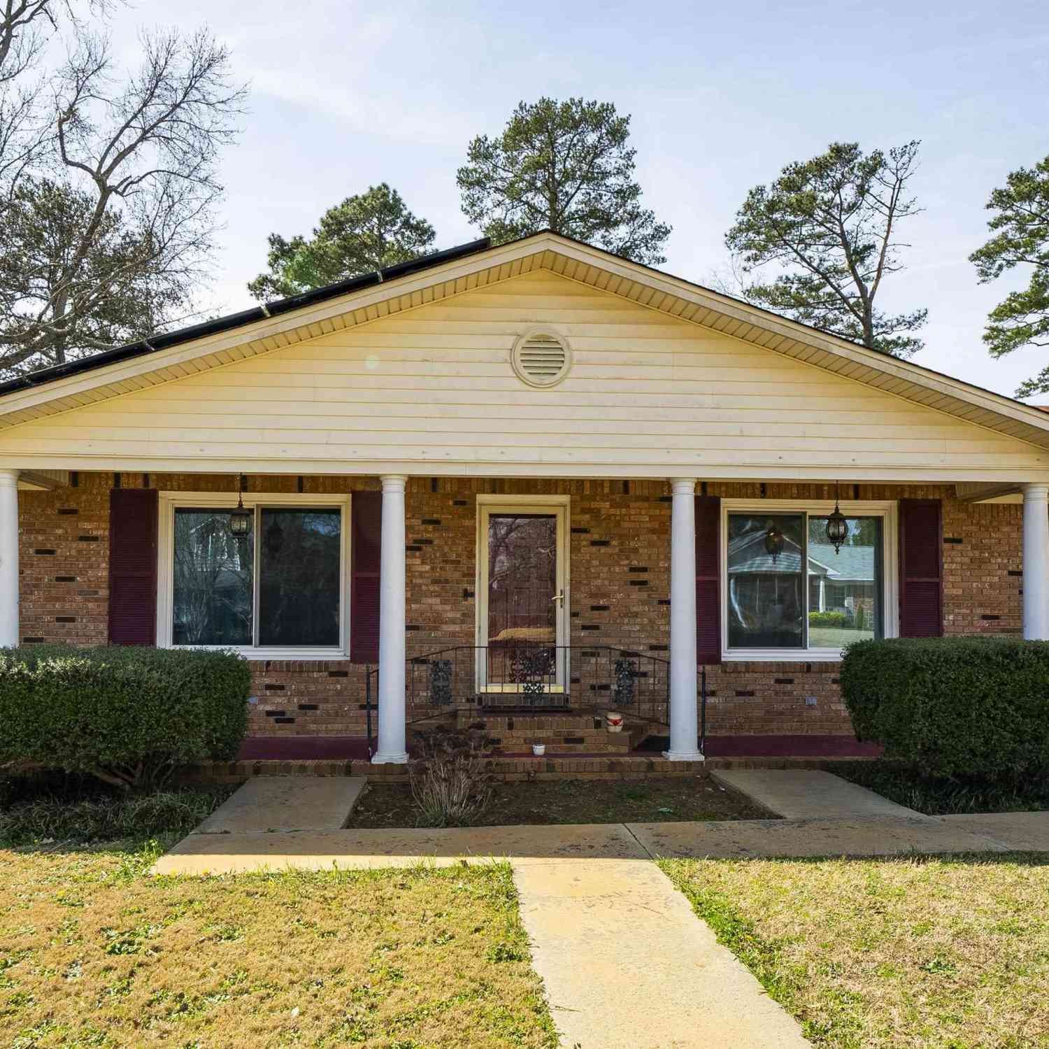 Homes For Sale - 2431 Merry Wood Road<br/> Columbia, SC 29210