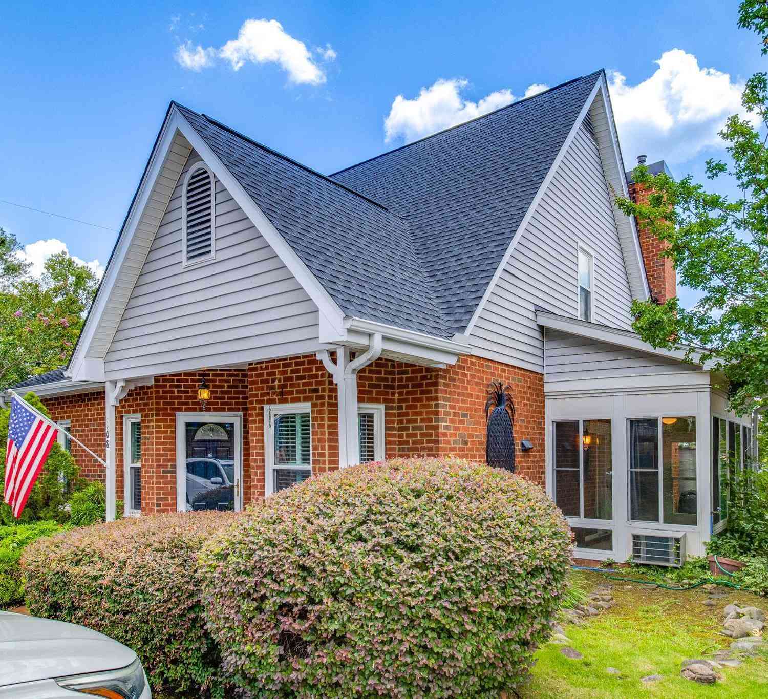 Townhouse For Sale - 108 Walden Court<br/> Columbia, SC 29204