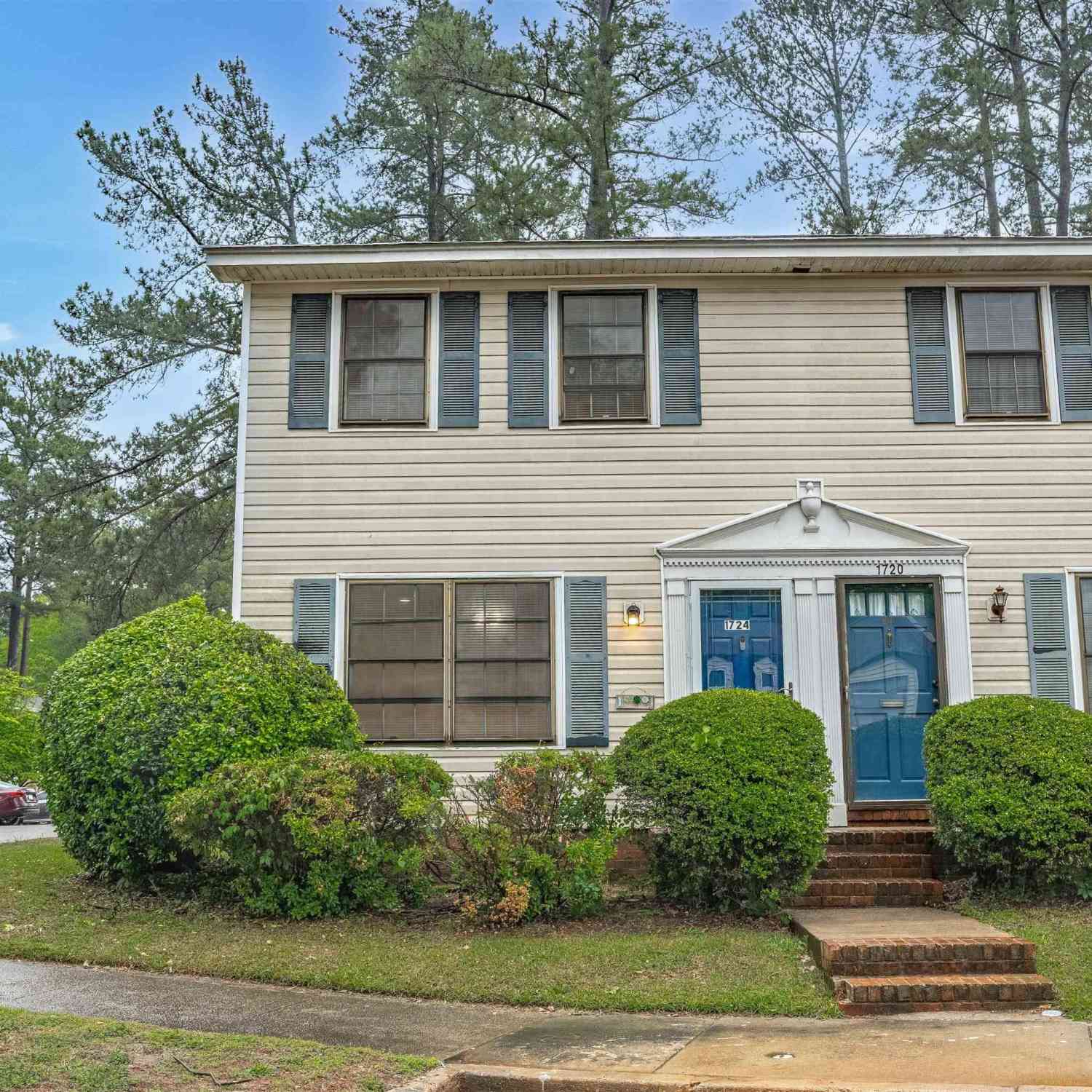 Condo For Sale - 1724 Grays Inn Road<br/> Columbia, SC 29210