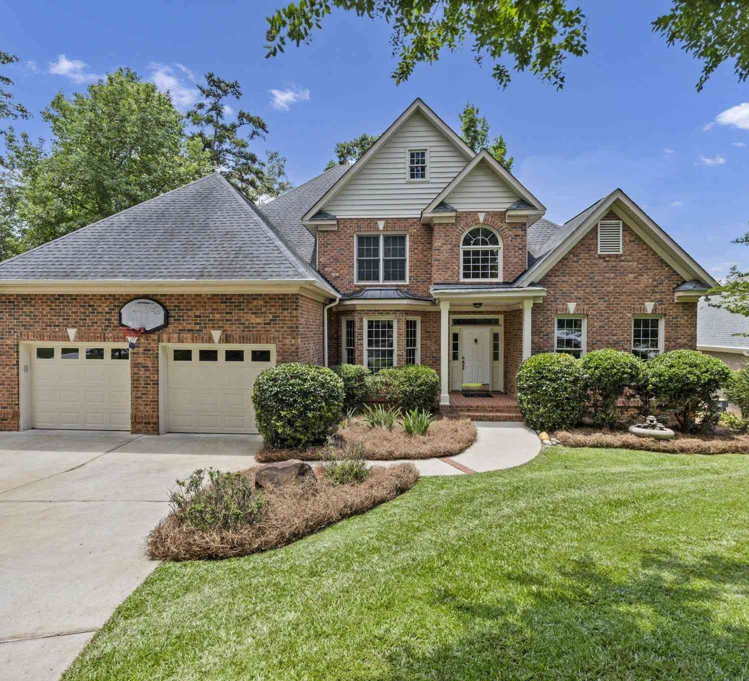 Homes For Sale - 448 Lookover Pointe Drive<br/> Lexington County, Chapin, SC 29036