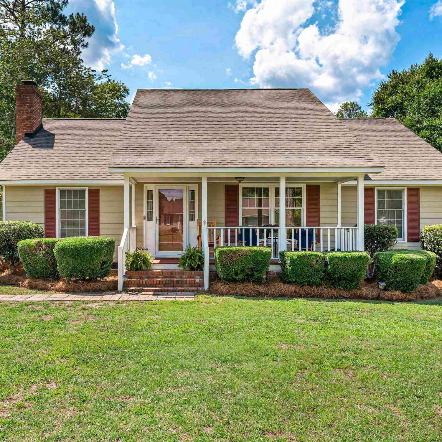 Homes For Sale - 2921 Lakeside Drive<br/> Orangeburg, SC 29118