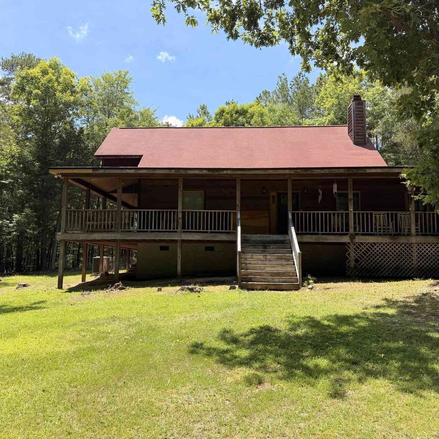 Homes For Sale - 100 Seven Drive<br/> Chapin, SC 29036
