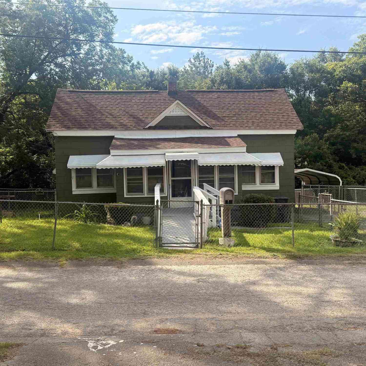 Homes For Sale - 1216 Player Street<br/> Newberry, SC 29108